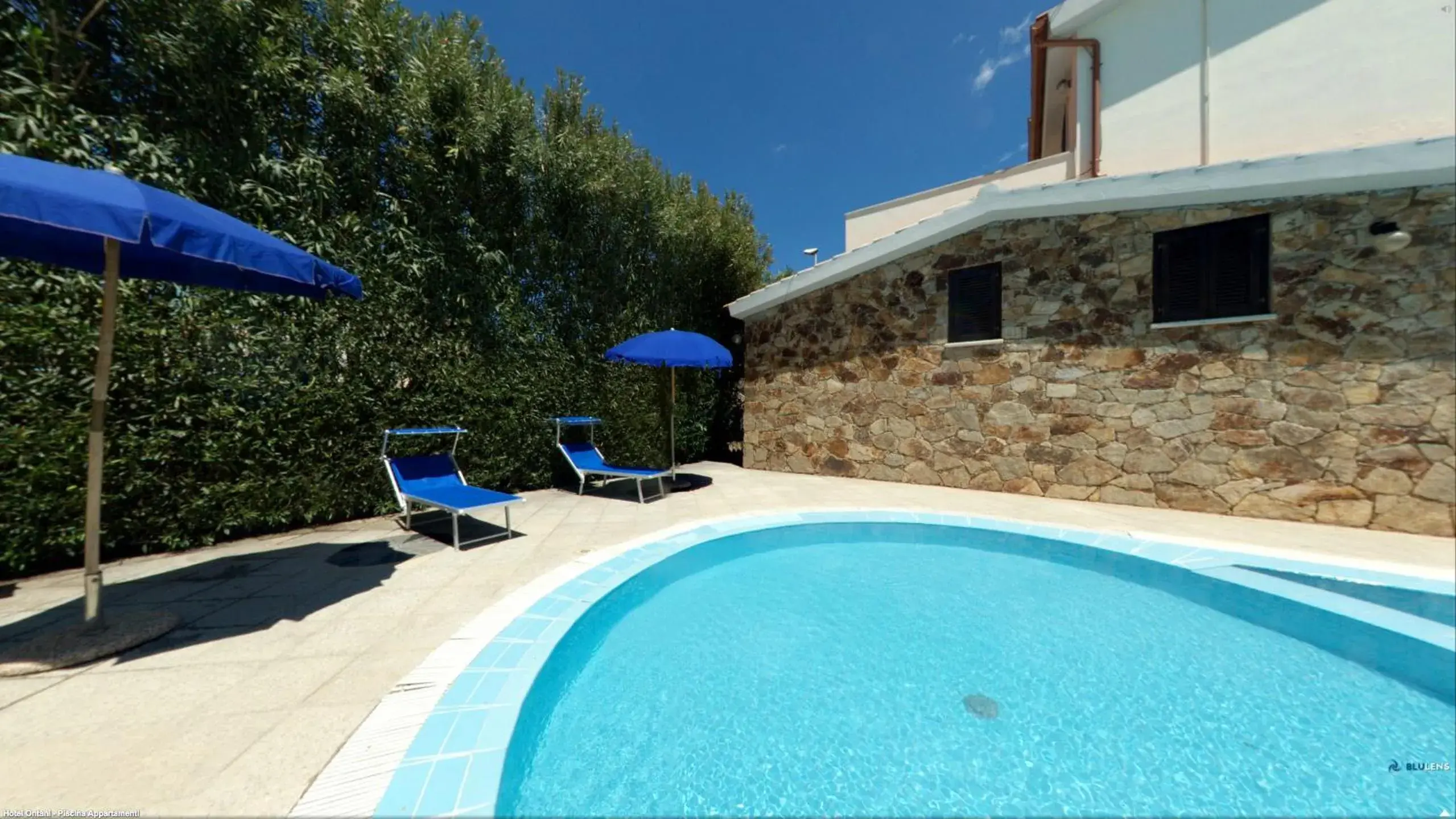Property building, Swimming Pool in Residenza Gli Ontani