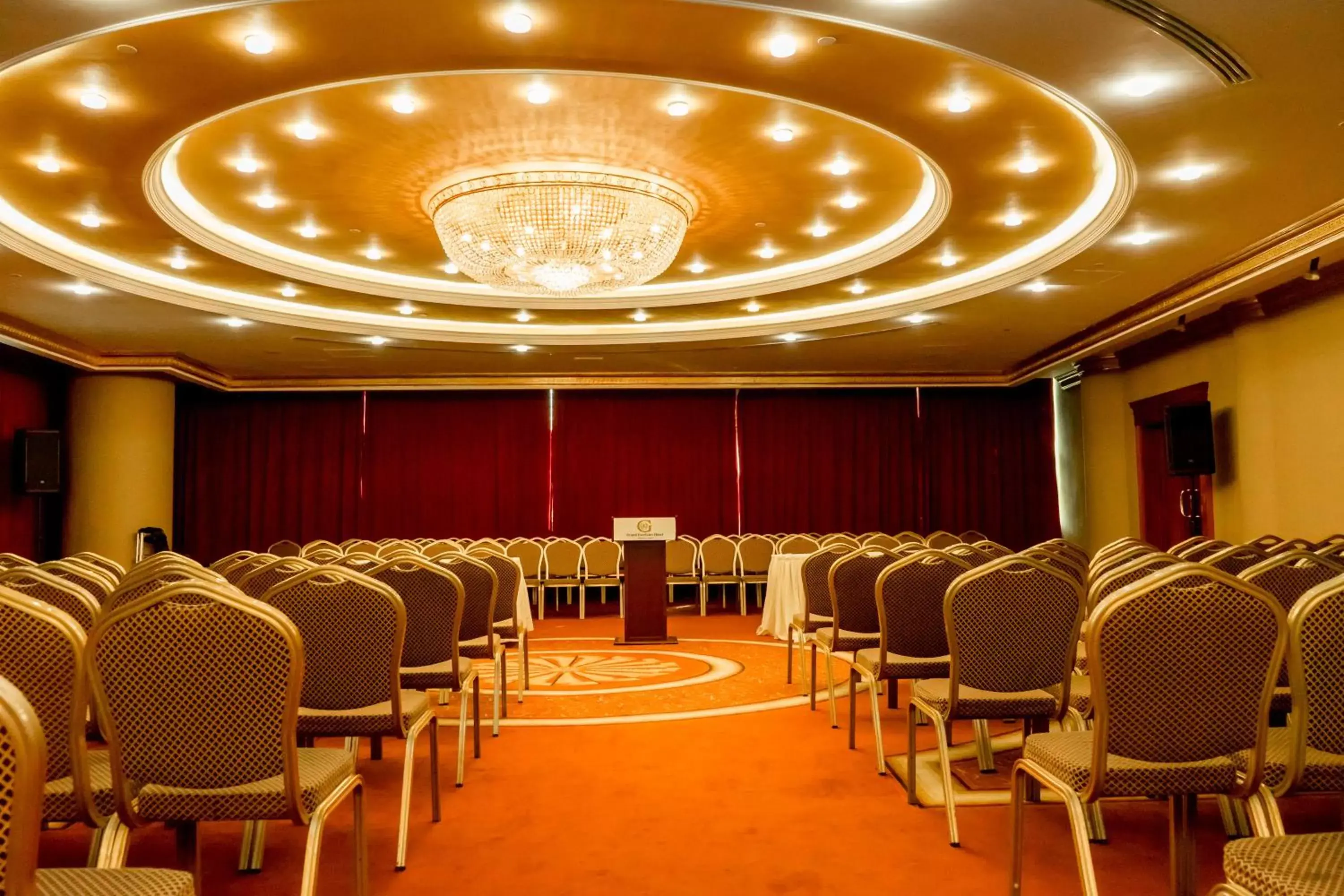 Business facilities in Grand Excelsior Hotel Al Barsha