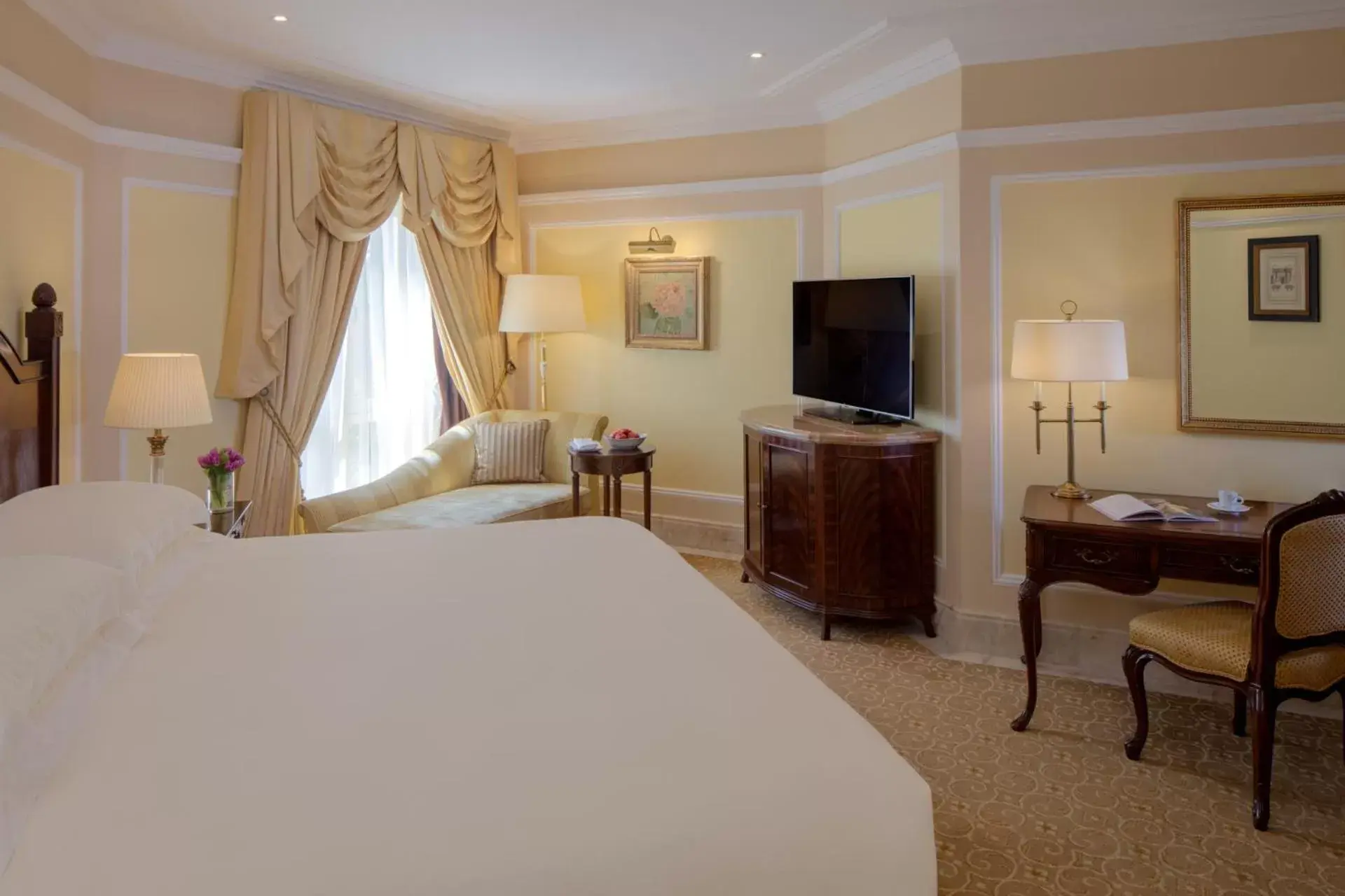 Bed in The Regency Hotel Kuwait