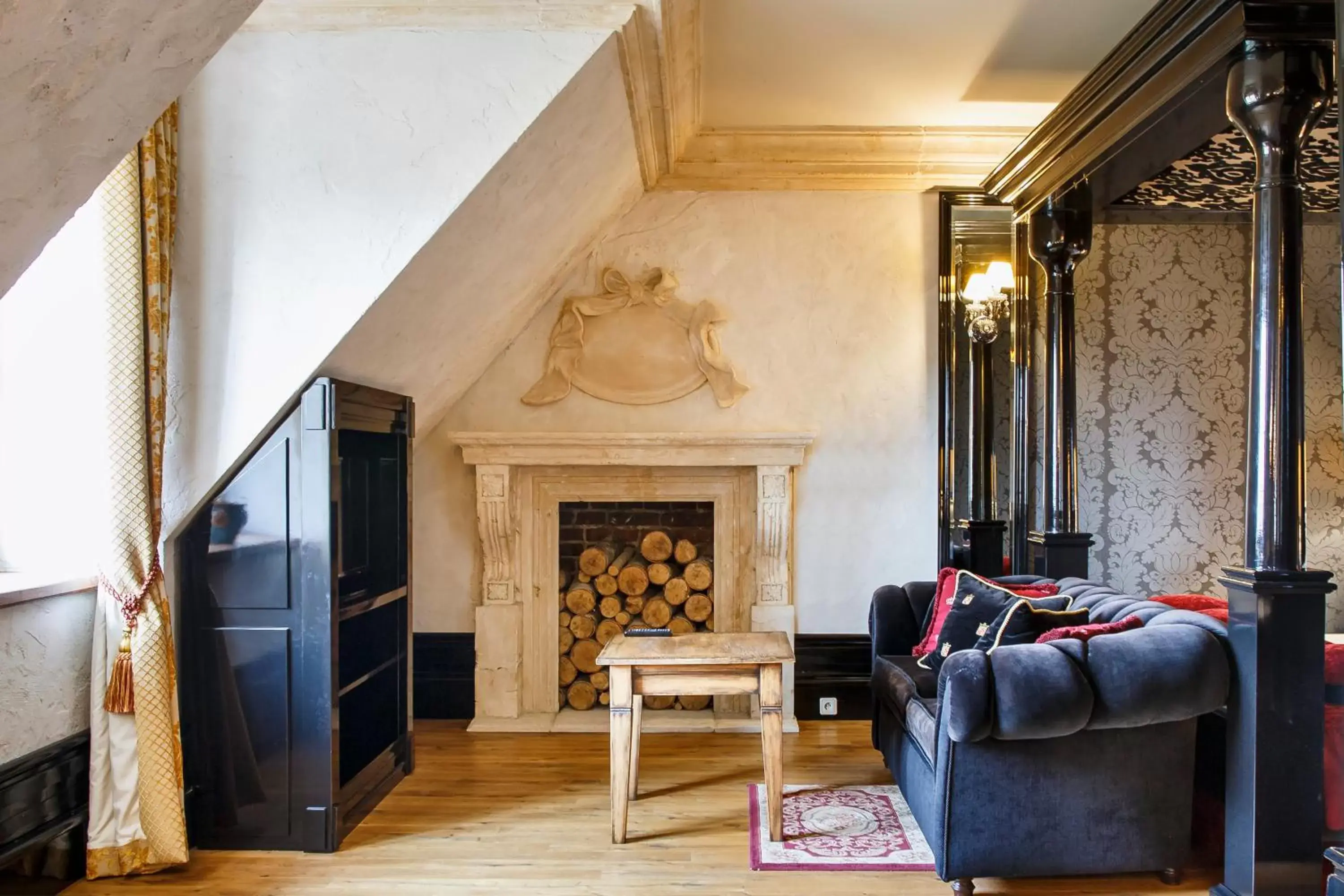 Photo of the whole room, Seating Area in Hotel Król Kazimierz