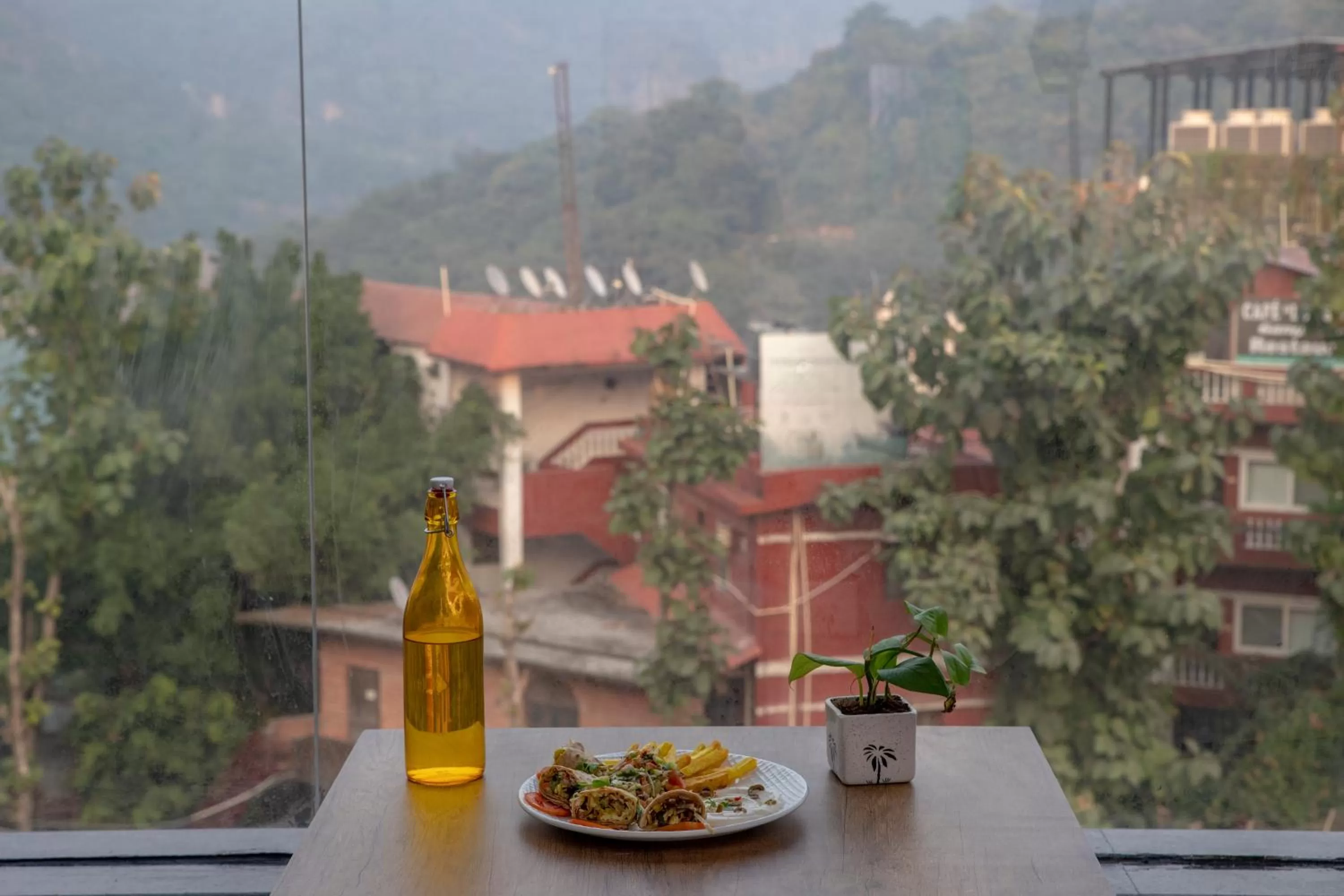 Food and drinks in Punyah Residency Rishikesh