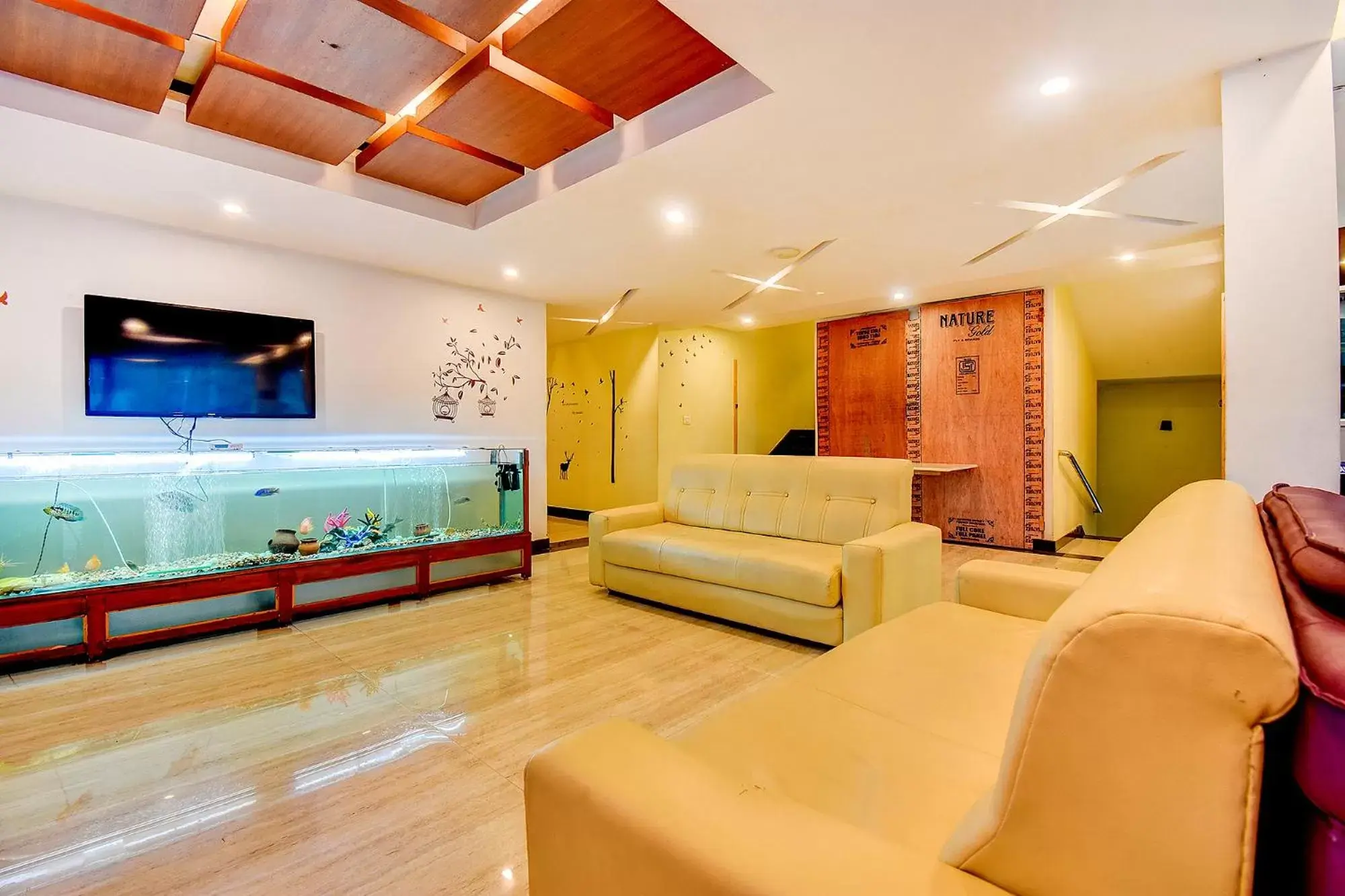 Lobby or reception in FabHotel Abirami Grand Inn - Nr Bryant Park Lobby or reception in FabHotel Abirami Grand Inn - Nr Bryant Park