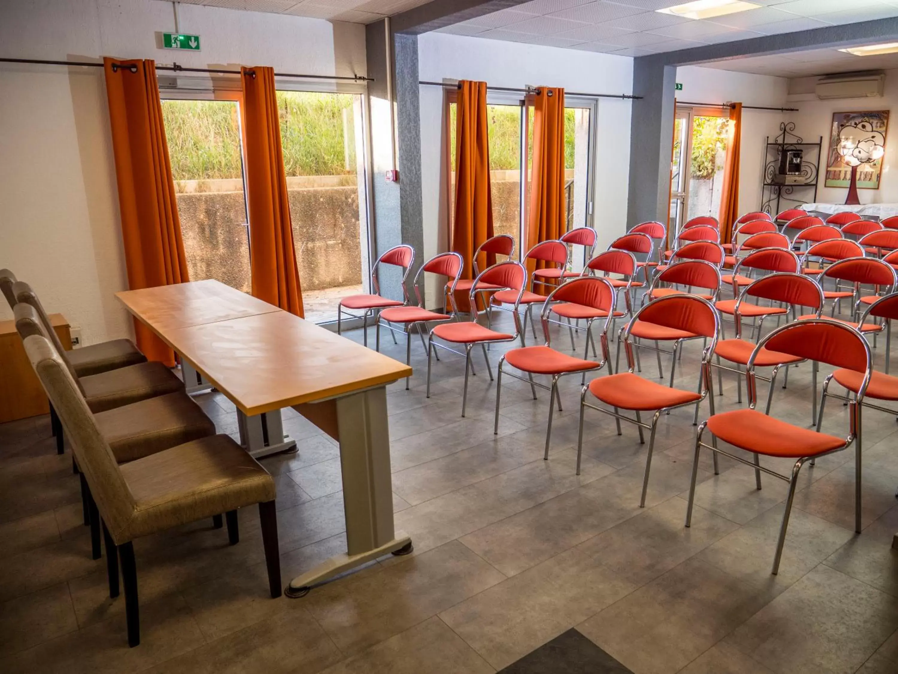 Meeting/conference room in Logis Hotel Restaurant Uzès Pont du Gard