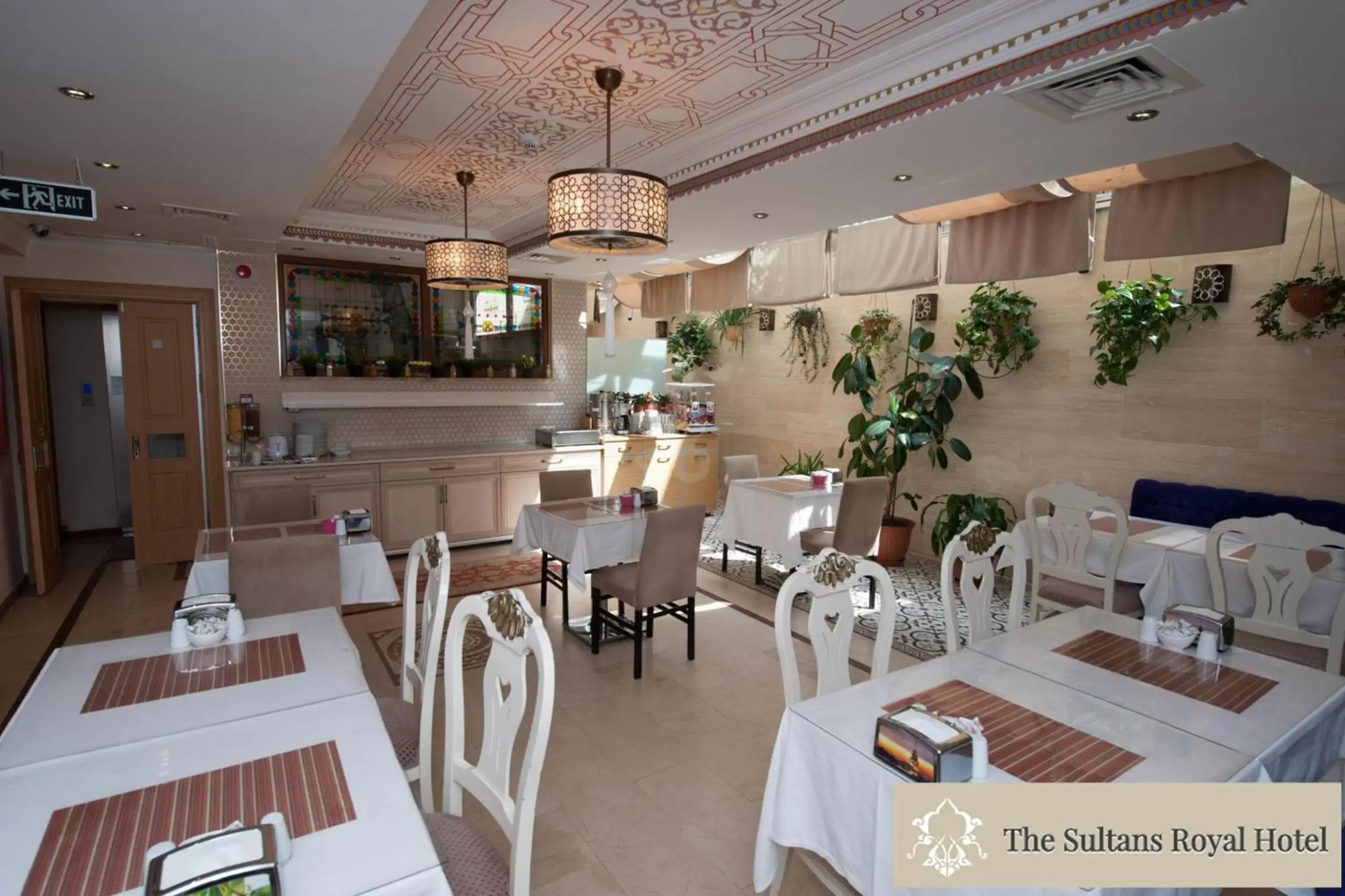 Restaurant/Places to Eat in Sultans Royal Hotel