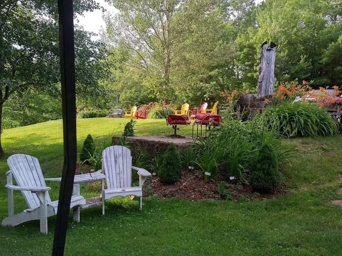 Garden in Briarwood Bed & Breakfast