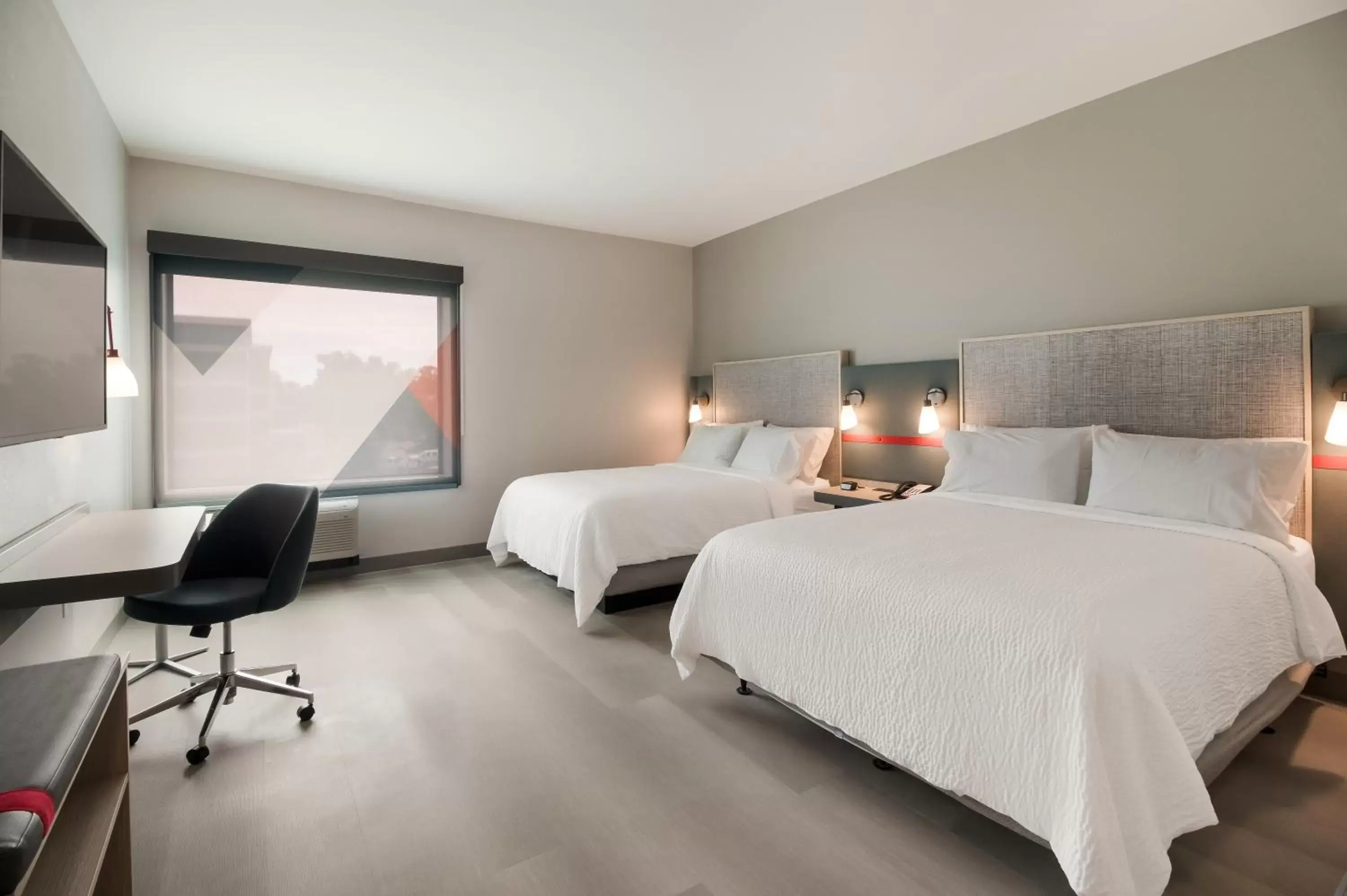 Bed in avid hotels - Mt Juliet Nashville Area, an IHG Hotel