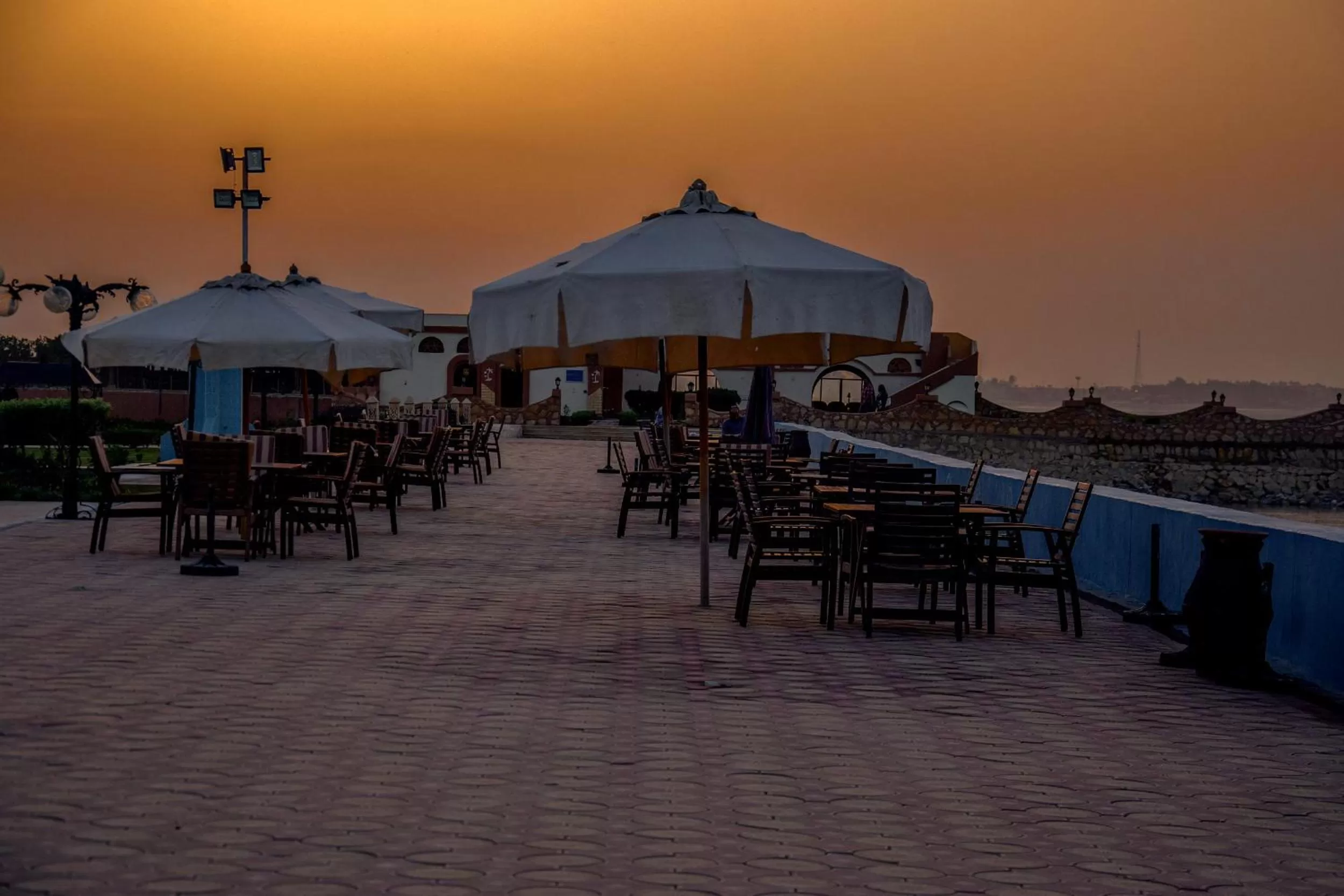 Helnan Auberge Fayoum