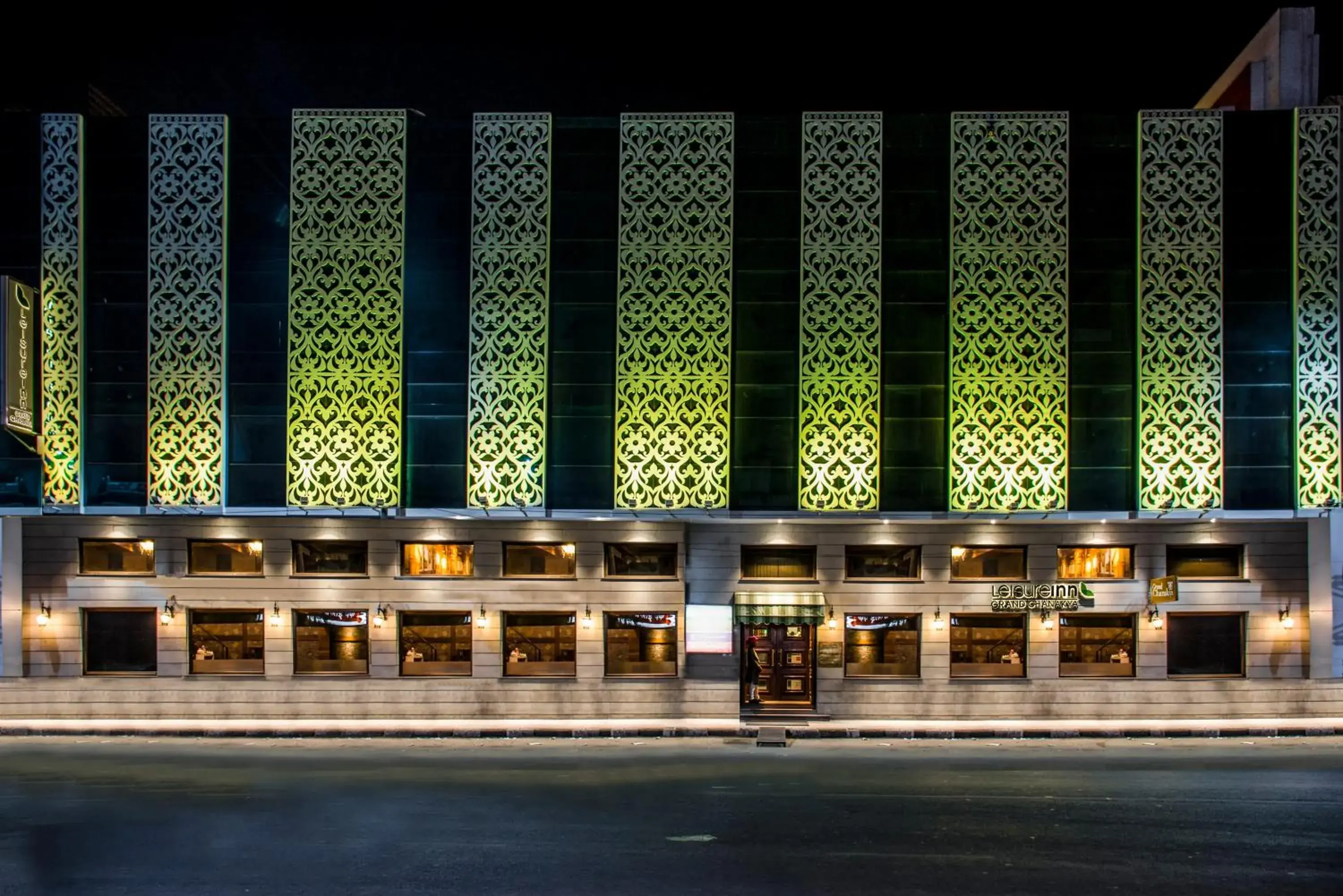 Property building in Leisure Inn Grand Chanakya Property building in Leisure Inn Grand Chanakya