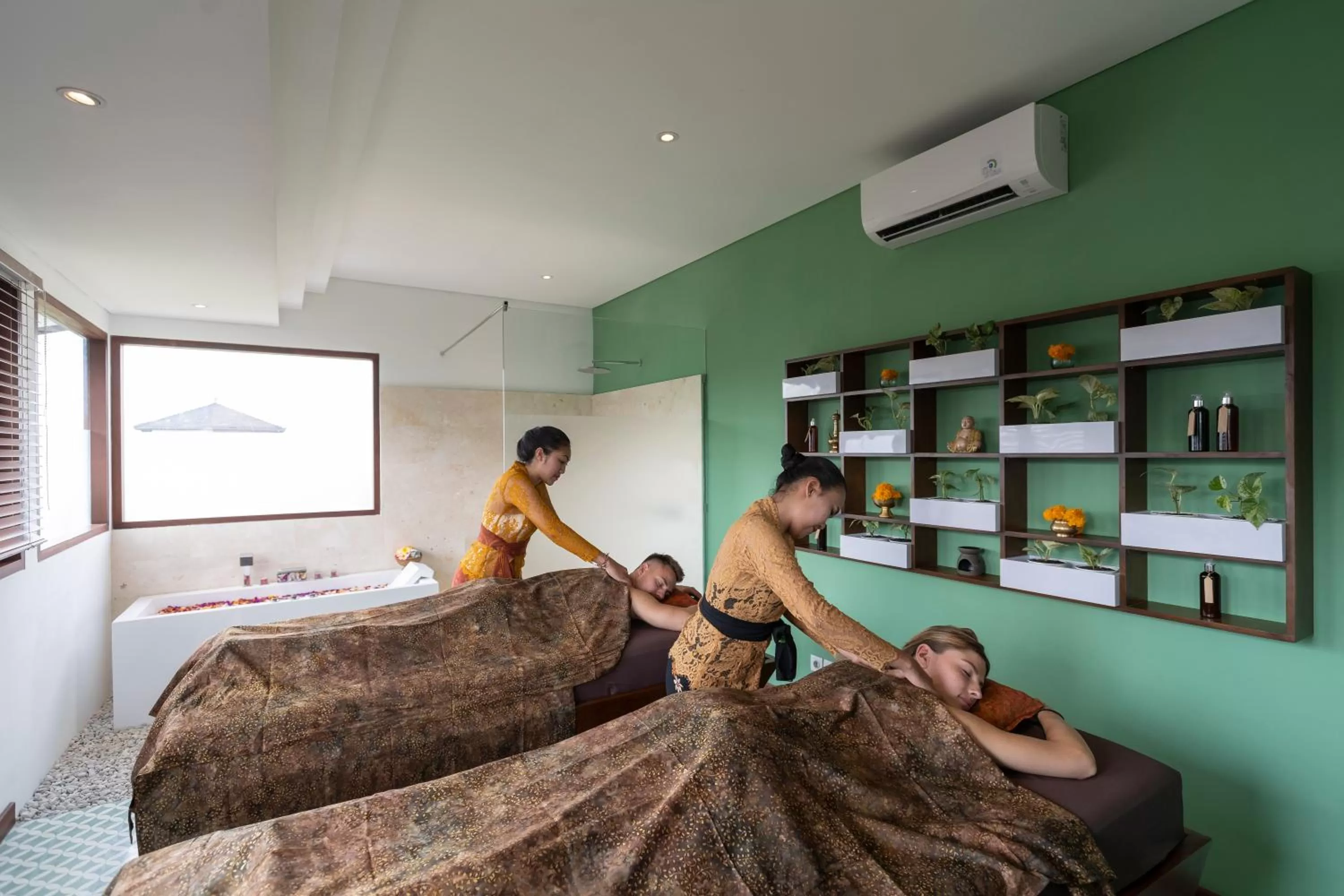 Massage in Athaya Ubud