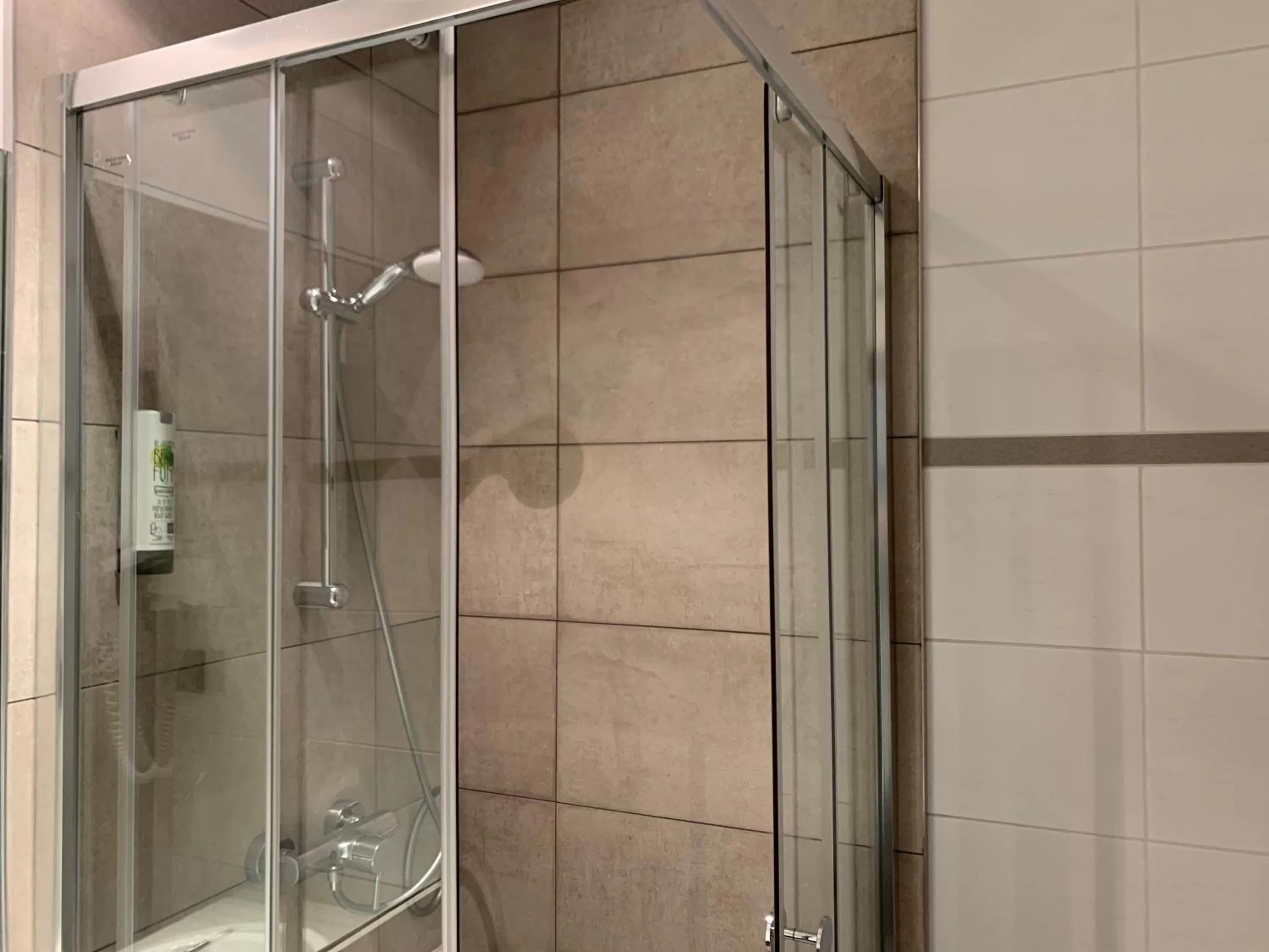 Bathroom in Safestay Brussels Grand Place