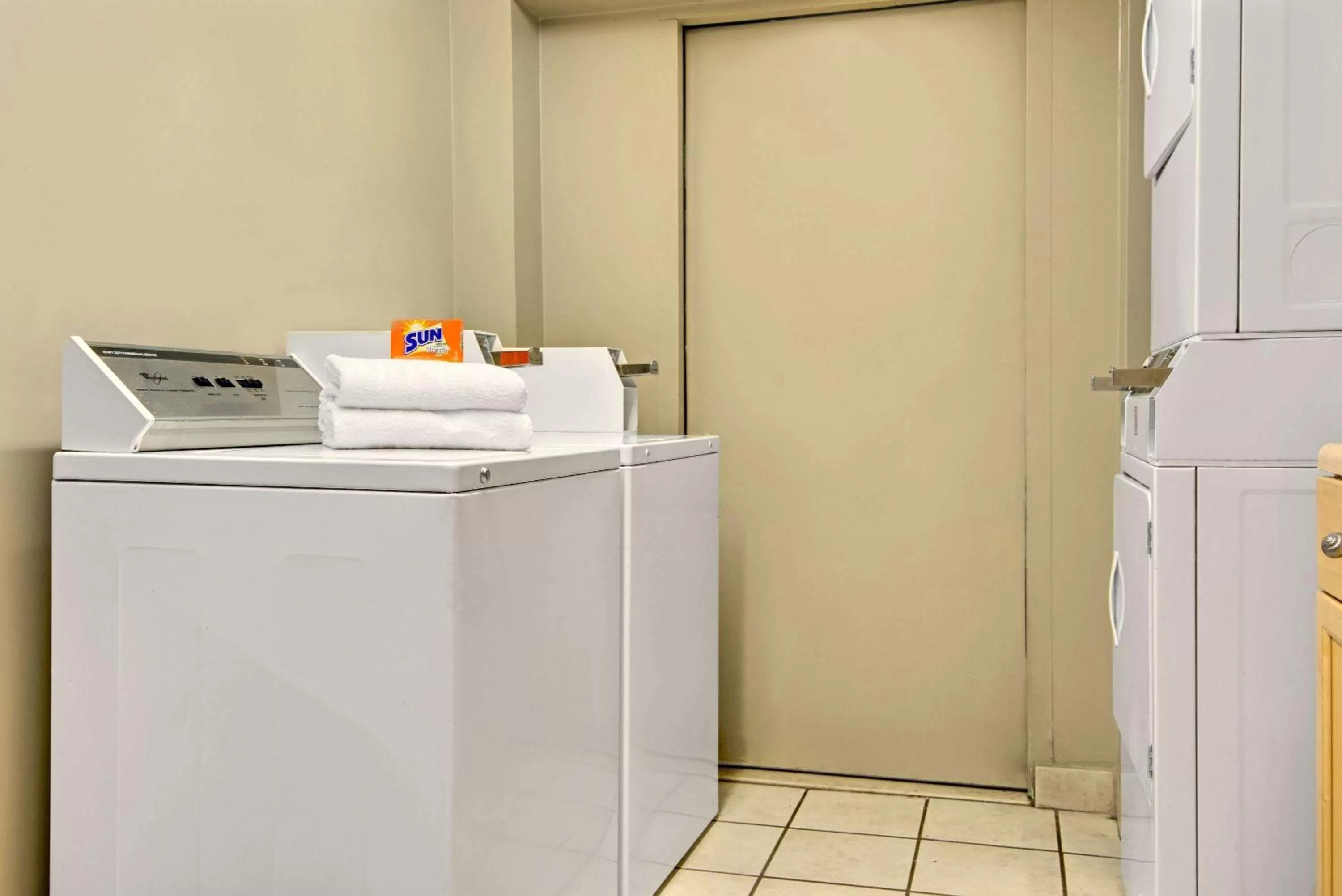 On site in Super 8 by Wyndham Stamford/New York City Area