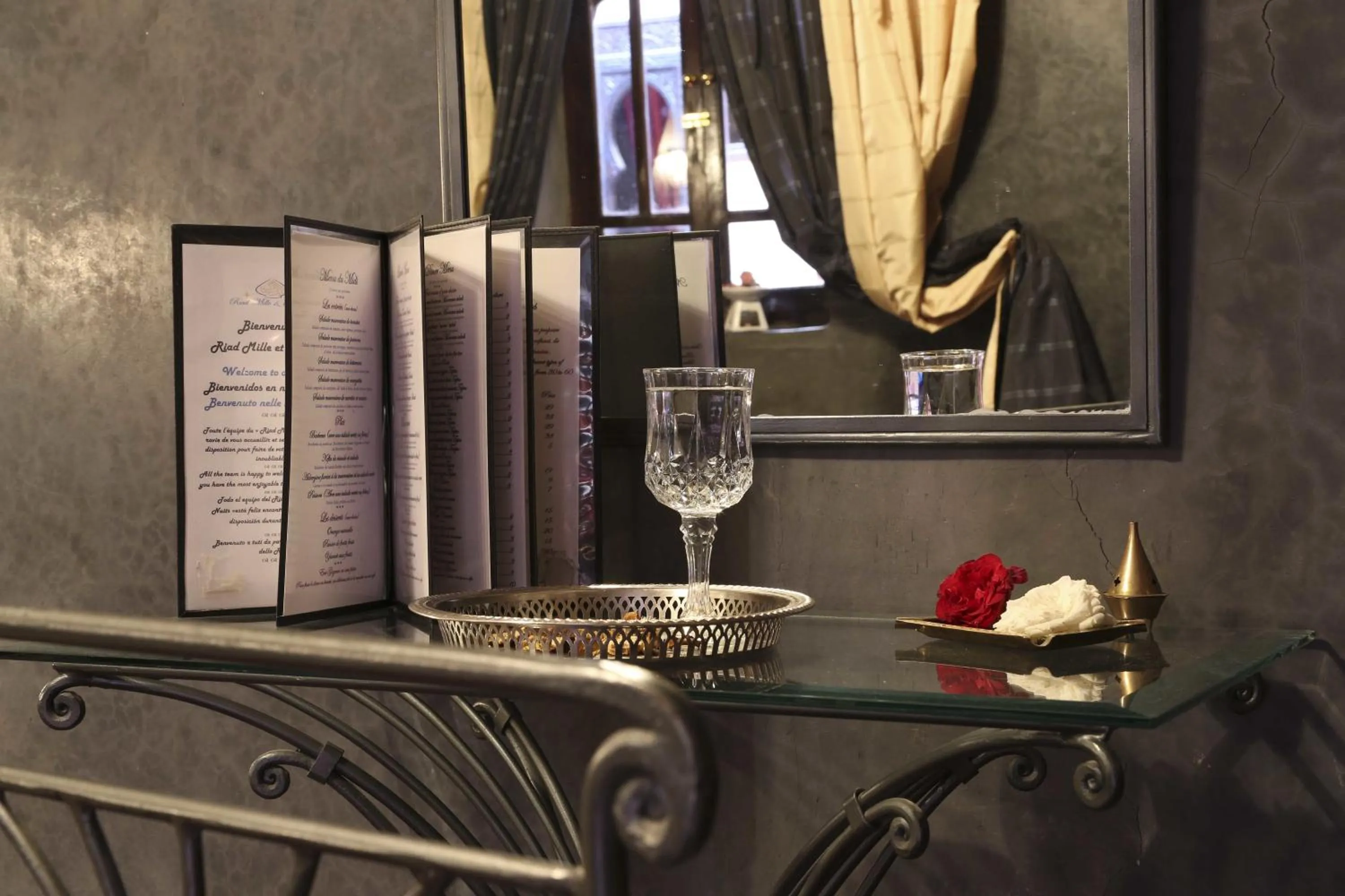 Decorative detail in Riad Mille Et Une Nuits