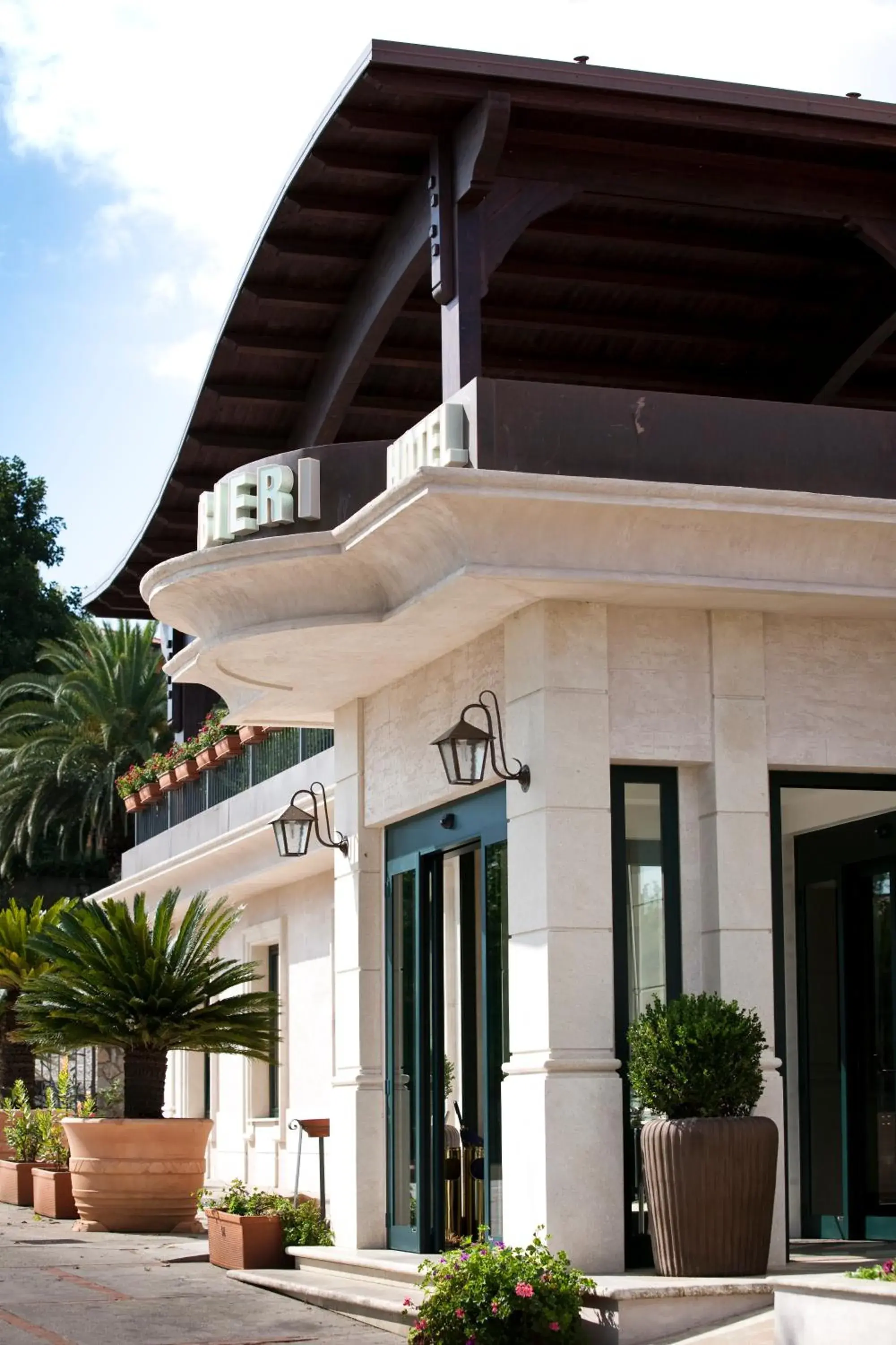 Facade/entrance, Property Building in Hotel Barbieri