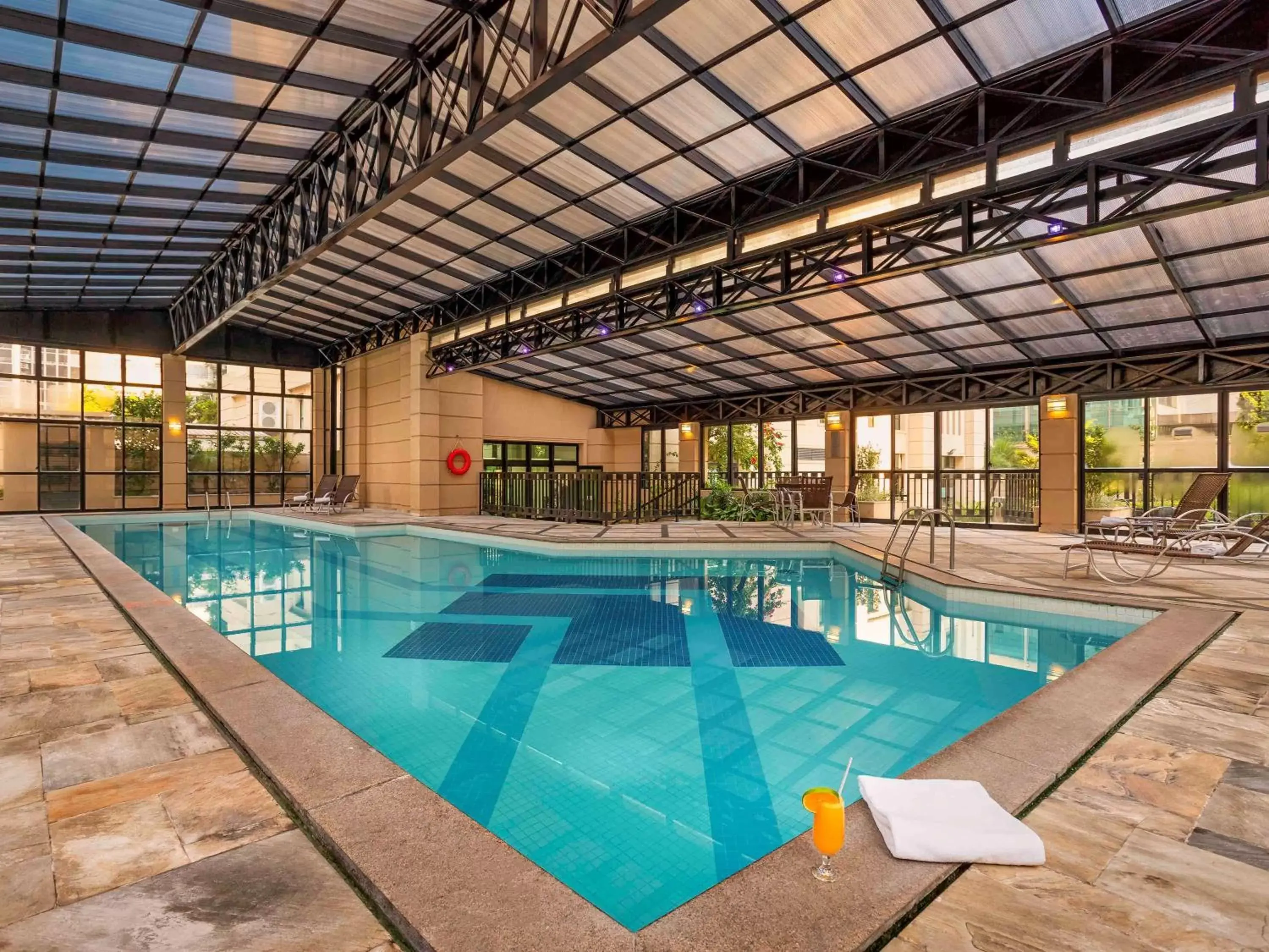 On site, Swimming Pool in Mercure Sao Paulo Pinheiros