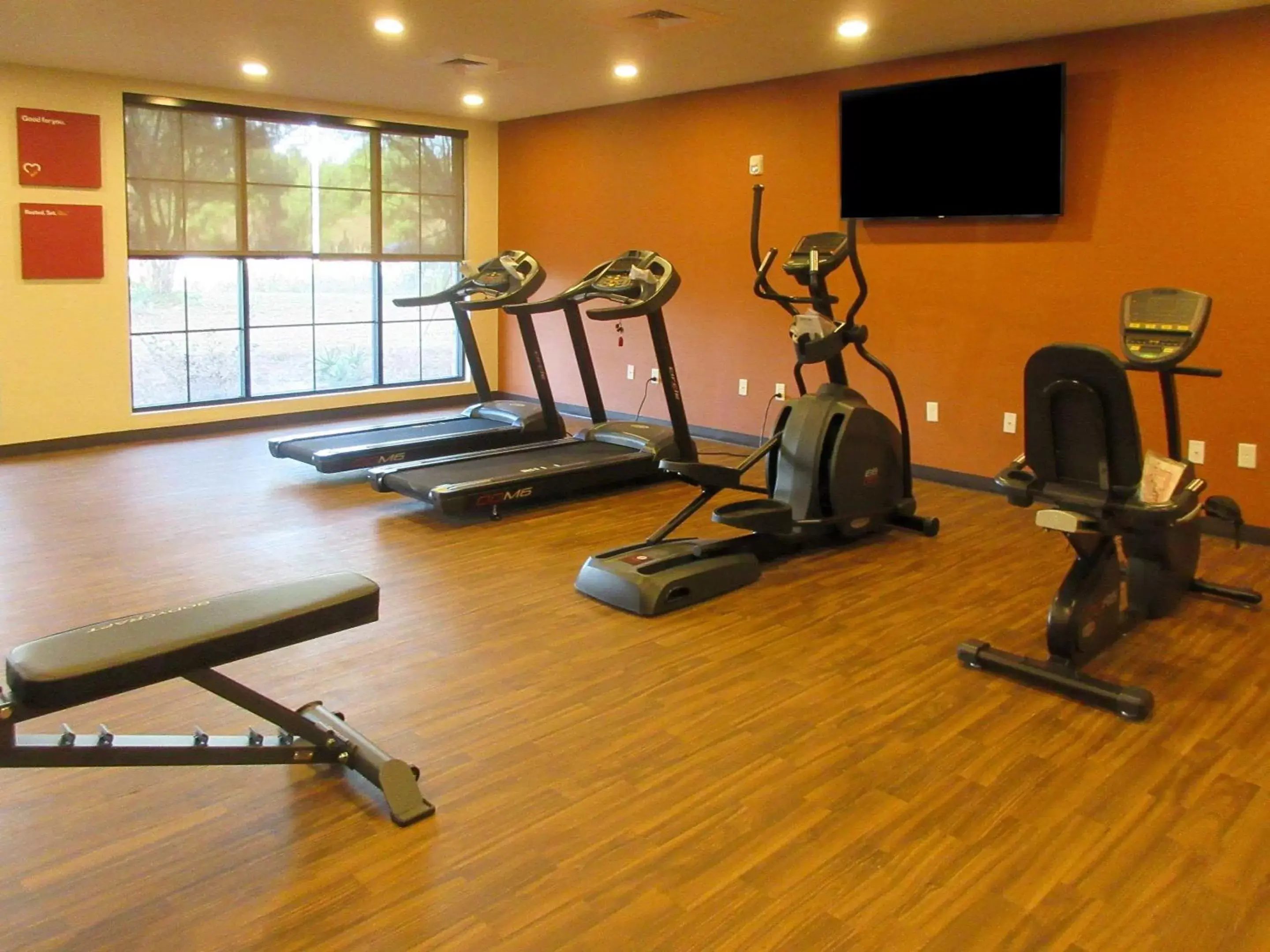 Spa and wellness centre/facilities, Fitness Center/Facilities in Comfort Suites