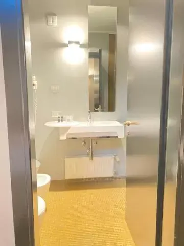 Bathroom in Hotel Casa Poli