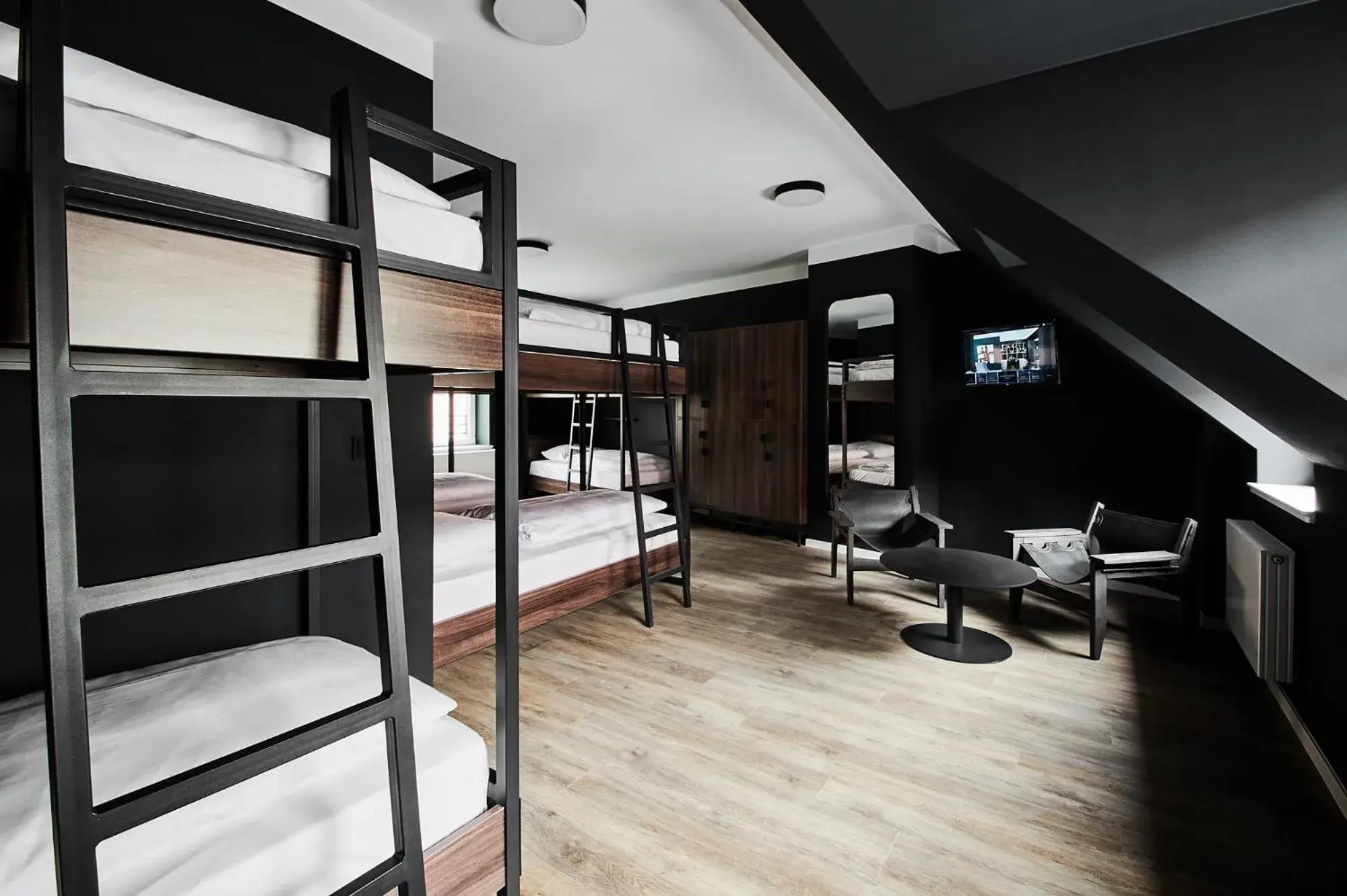 Photo of the whole room, Bed in GRONERS Leipzig City Center Photo of the whole room, Bed in GRONERS Leipzig City Center