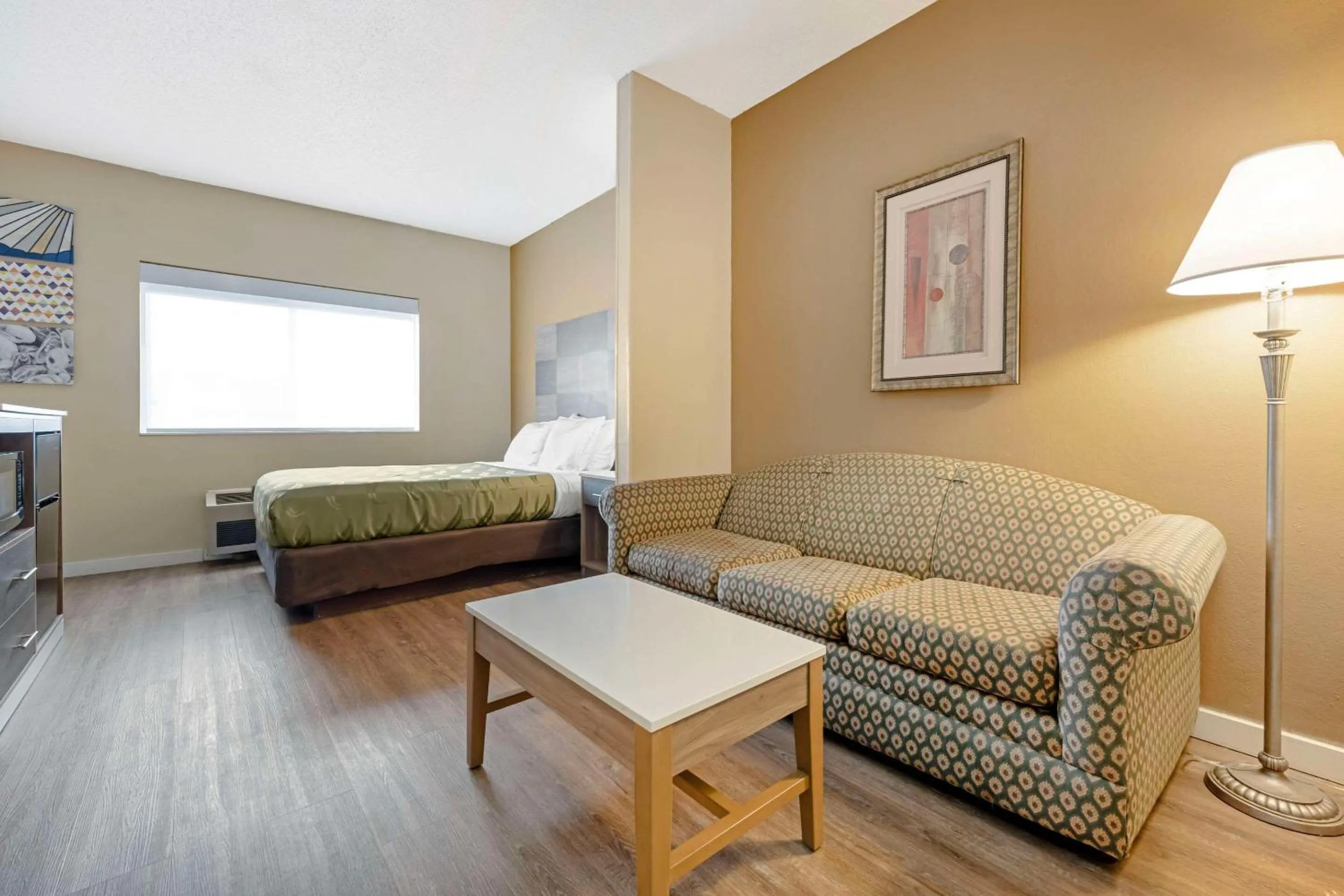 Bedroom, Bed in Quality Inn Bemidji