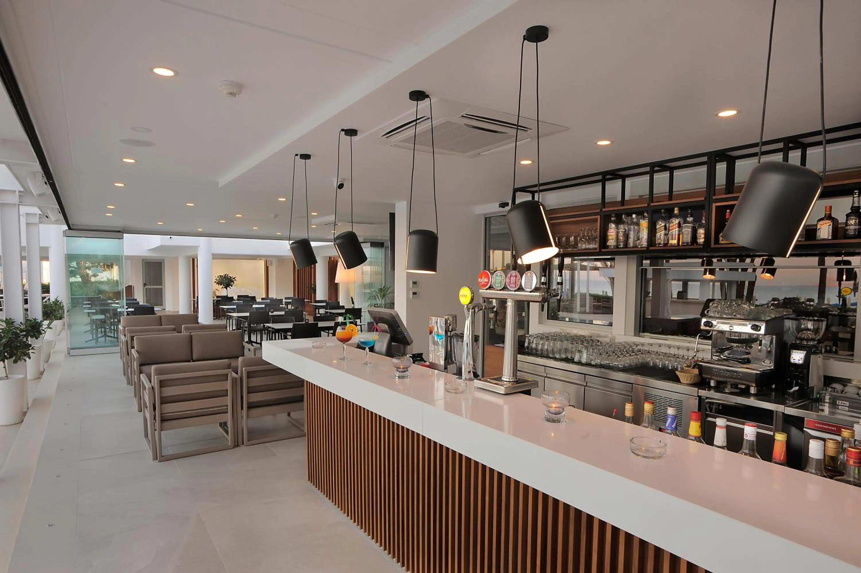 Okeanos Beach Boutique Hotel