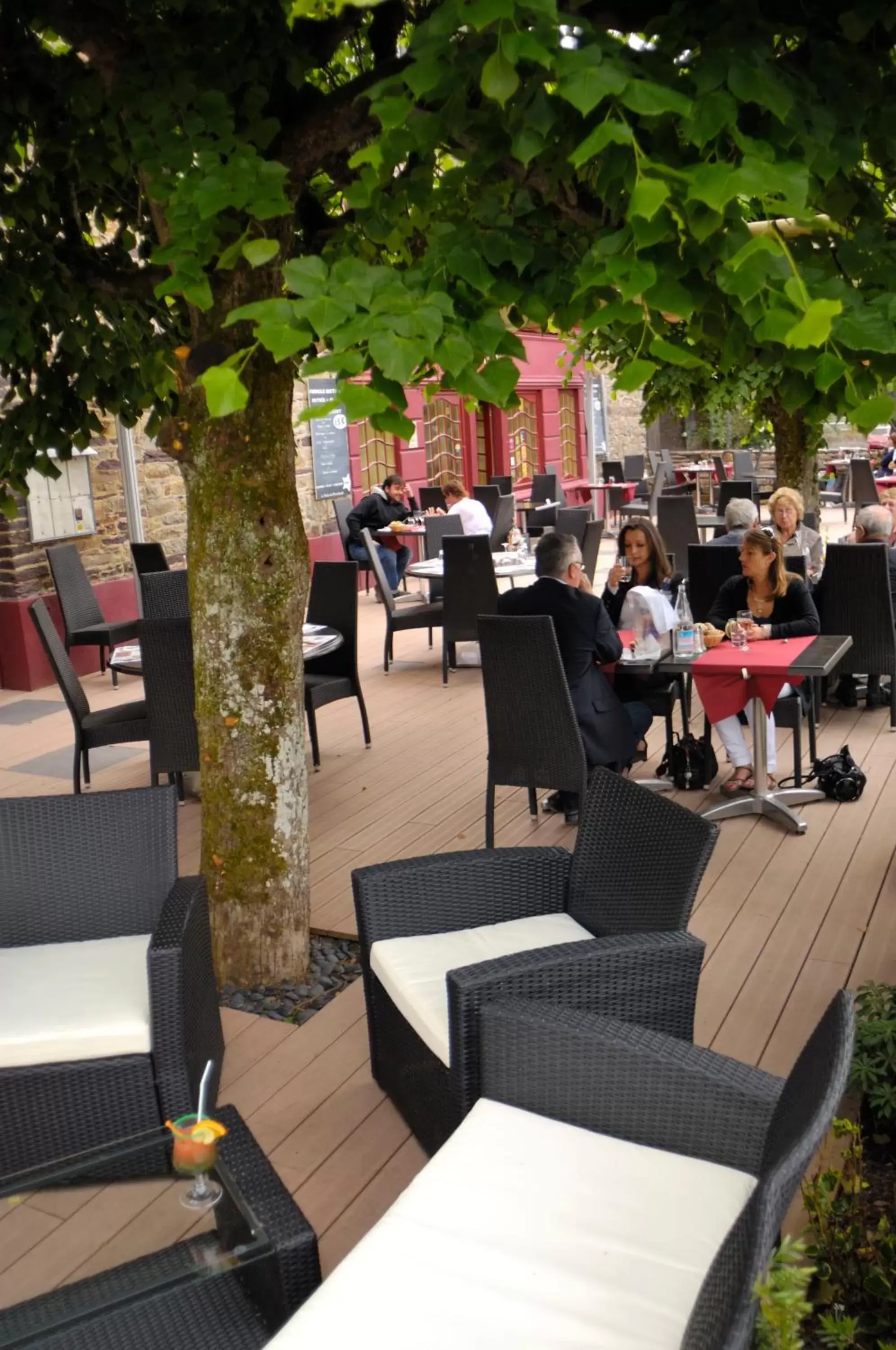 Restaurant/Places to Eat in Logis Hotel, restaurant et spa Le Relais De Broceliande