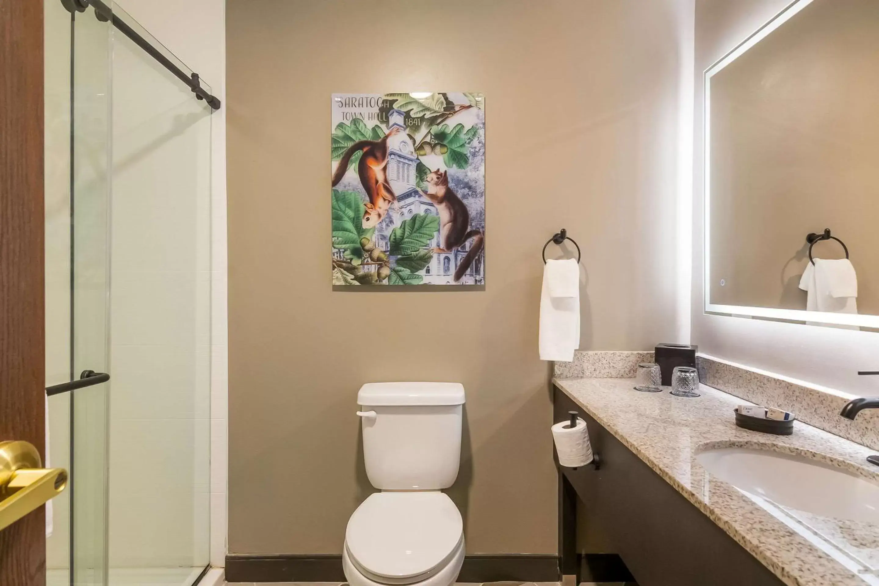 Bedroom, Bathroom in The Hotel Saratoga, Ascend Hotel Collection