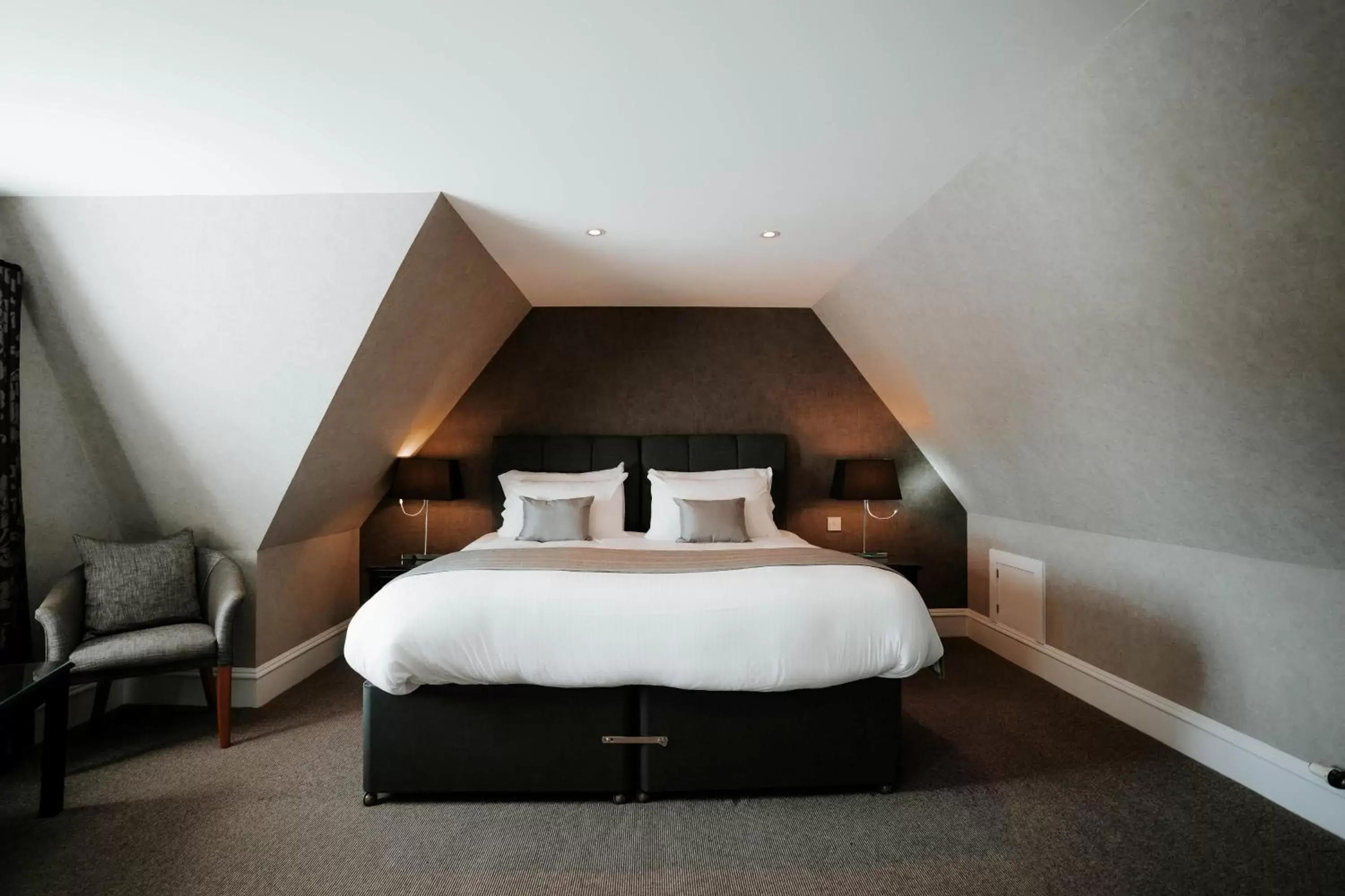 Bed in New Inn Hotel