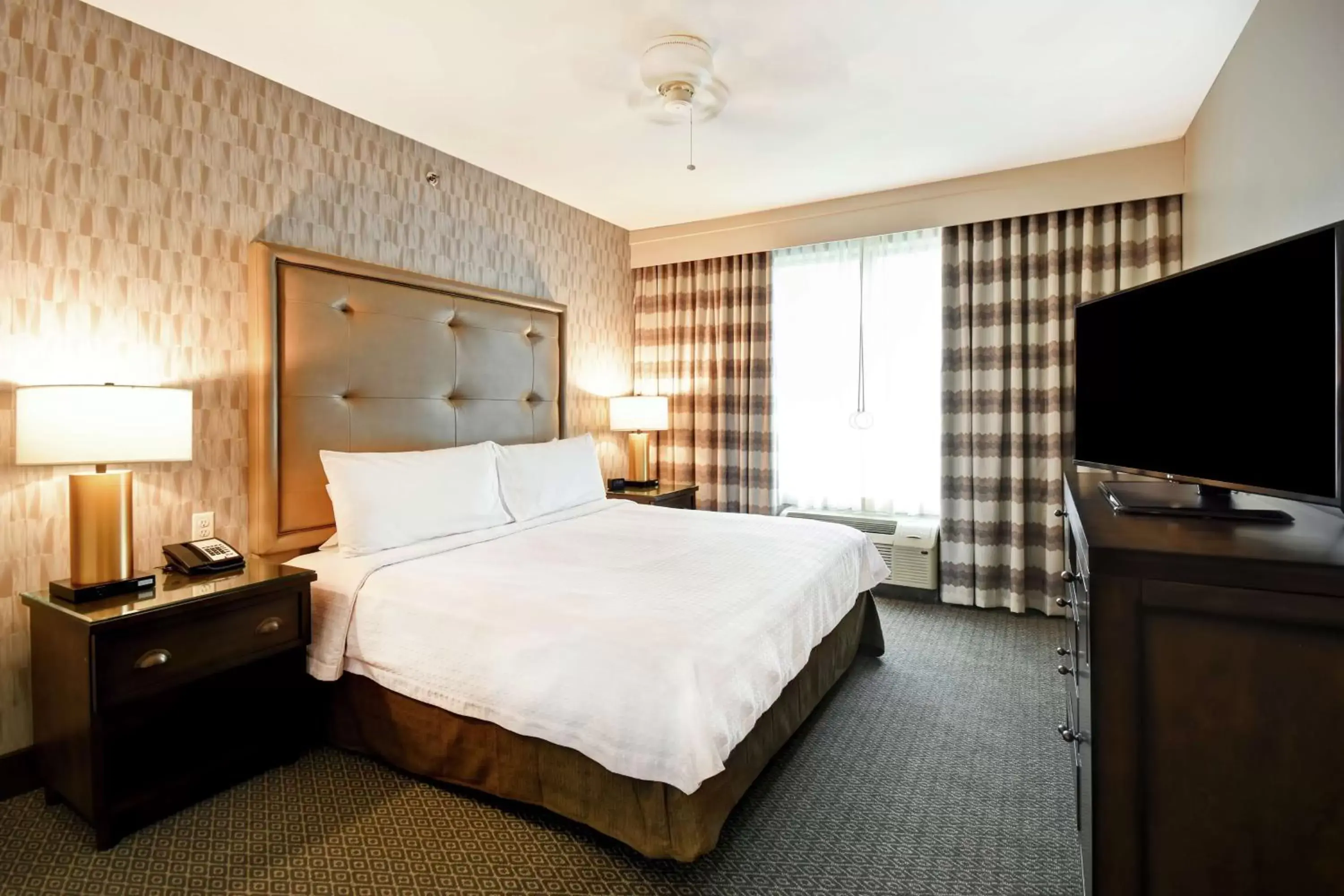 Bedroom, Bed in Homewood Suites by Hilton Dallas Arlington South