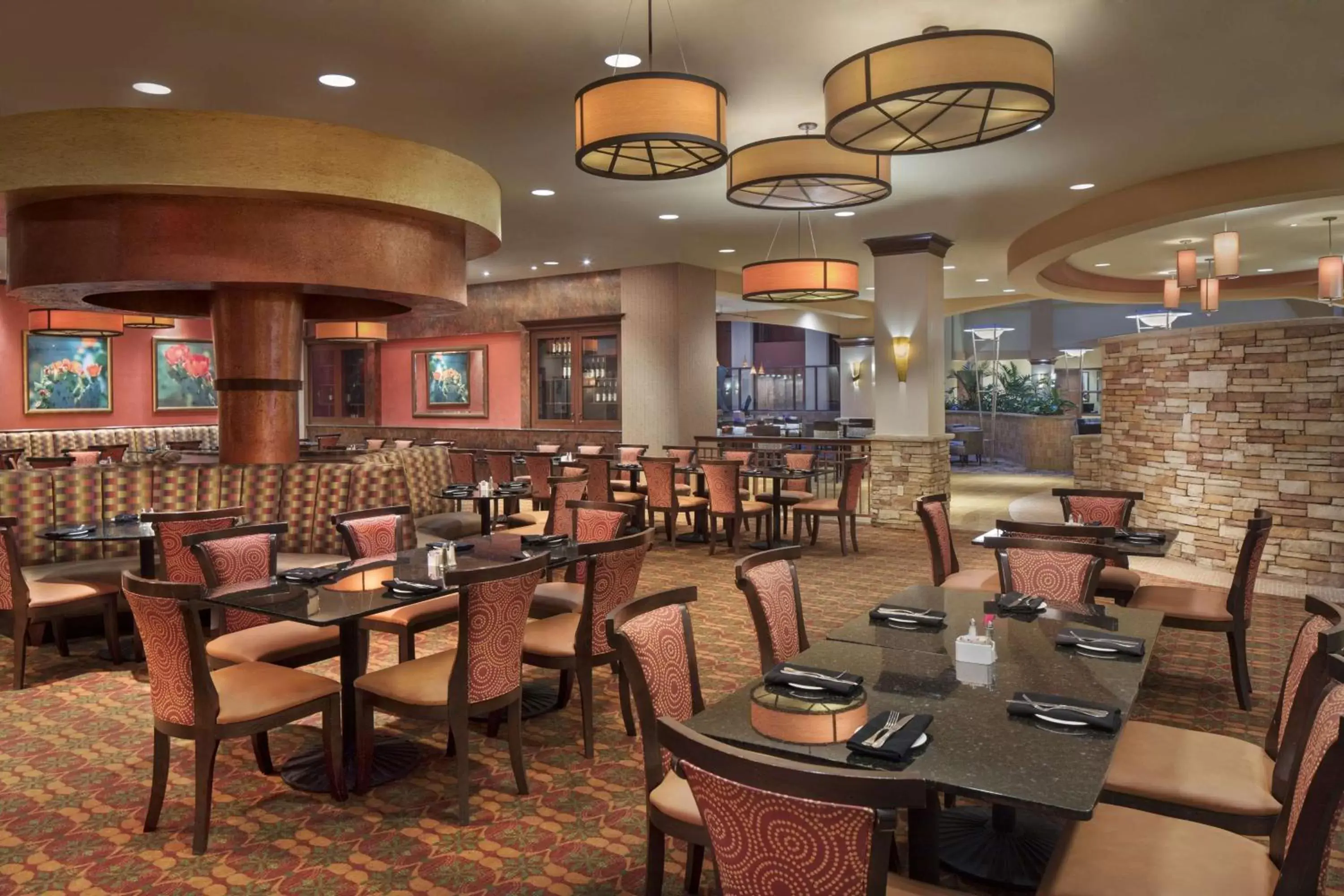 Dining area, Restaurant/Places to Eat in Embassy Suites by Hilton San Marcos Hotel Conference Center