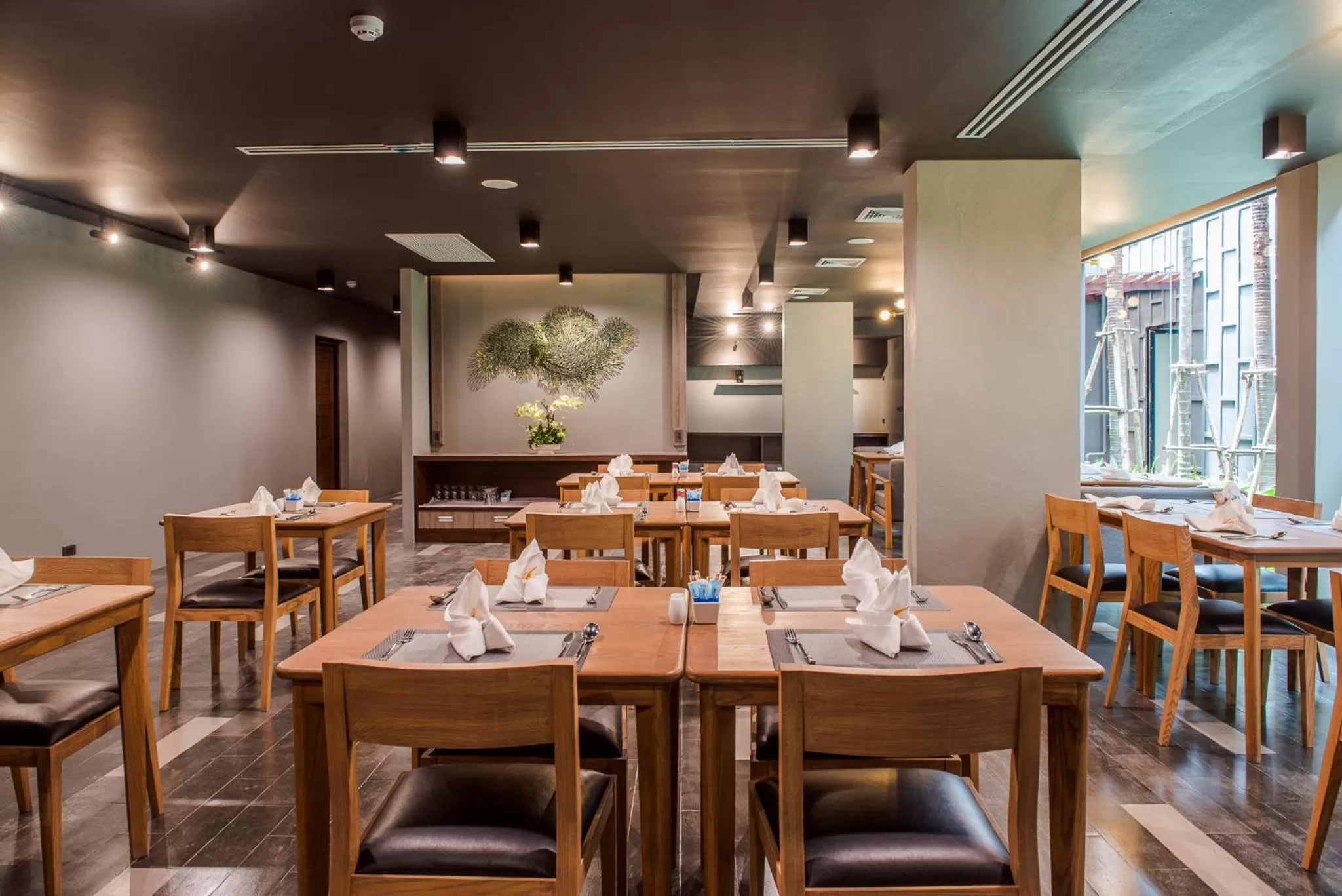 Restaurant/places to eat in The Yana Villas Hua Hin