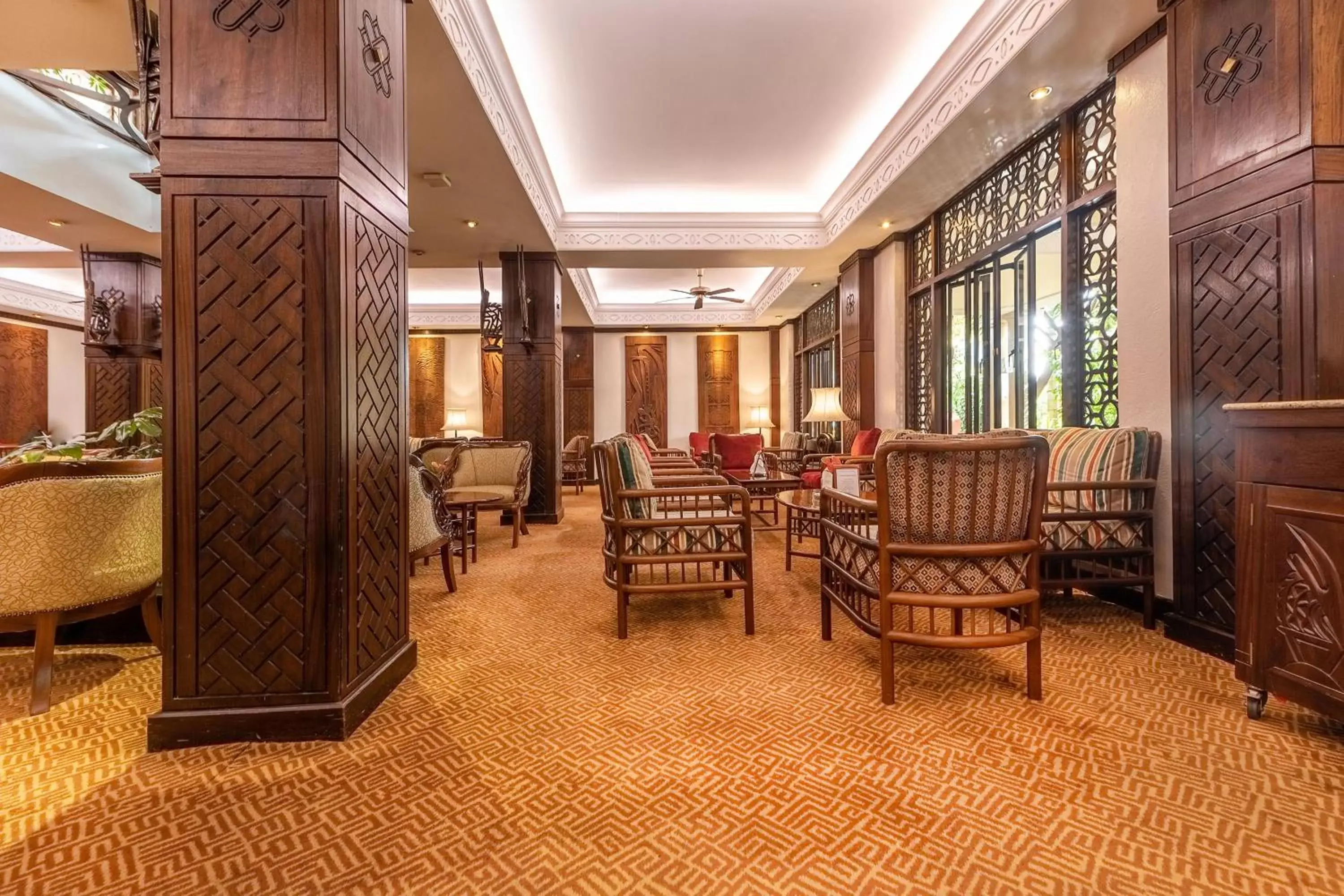 Lounge or bar, Restaurant/Places to Eat in Nairobi Serena Hotel