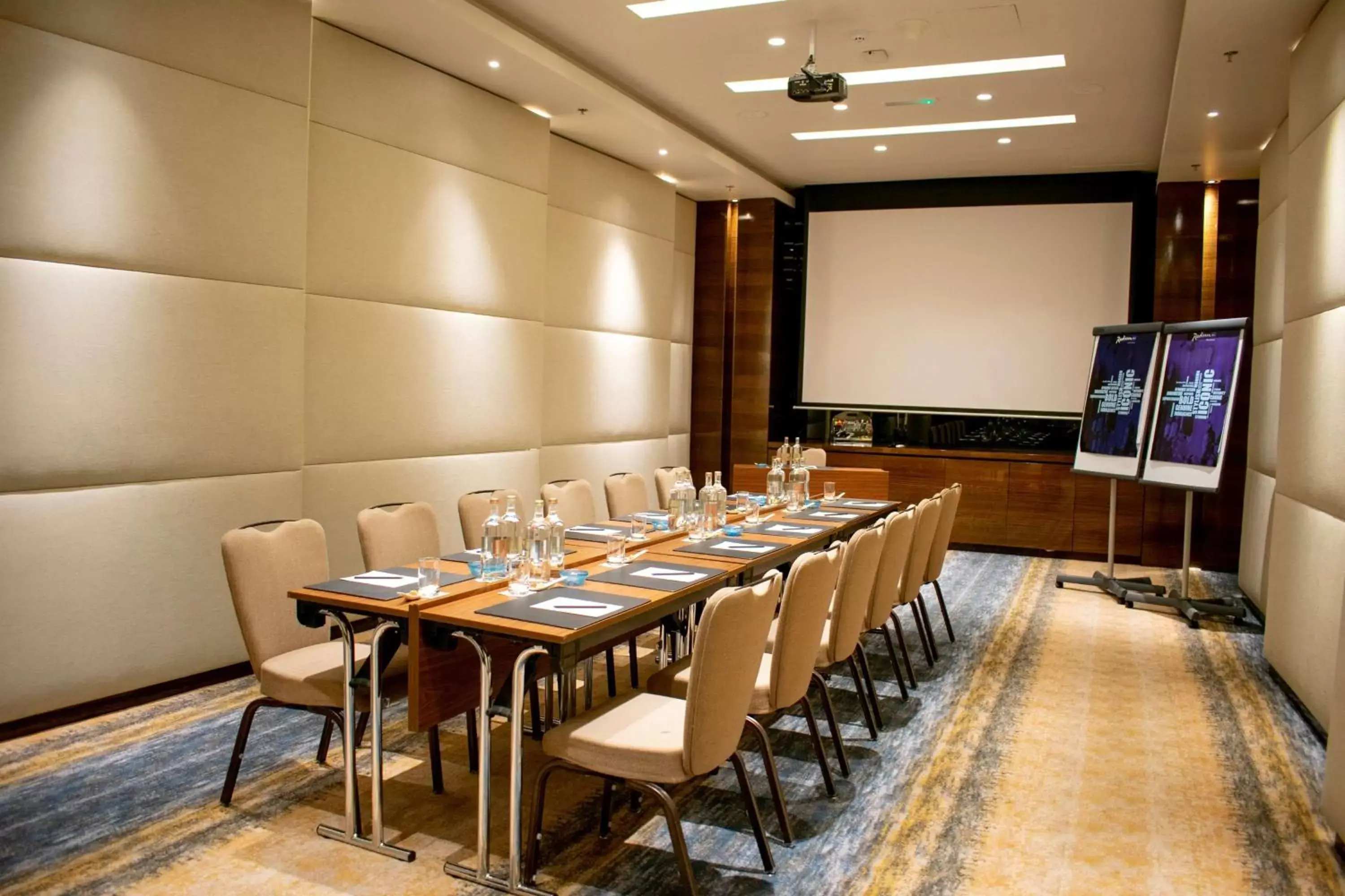 Business facilities in Radisson Blu Hotel, Ajman