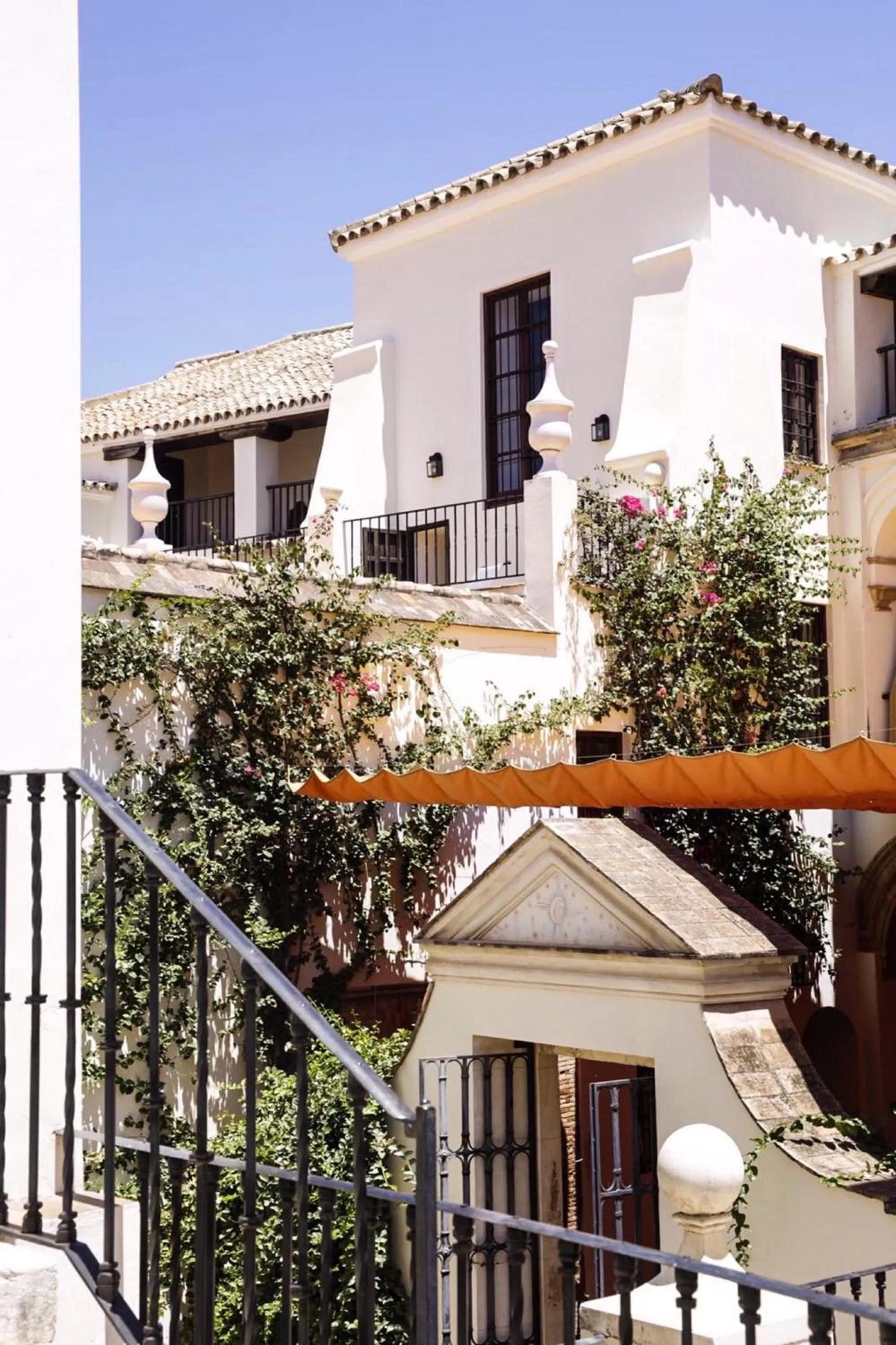 Property building in Las Casas de la Judería de Córdoba