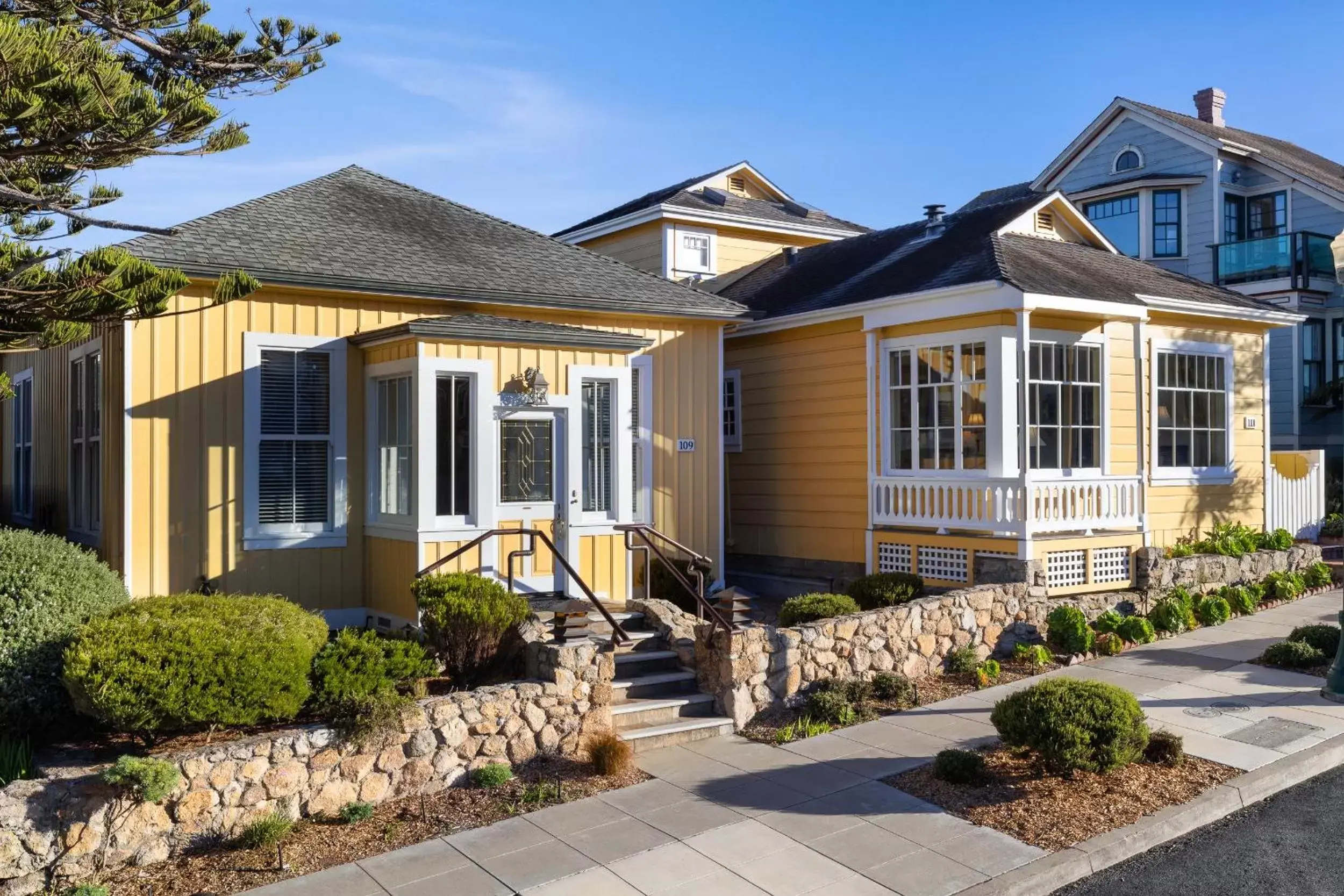 Property Building in Seven Gables Inn on Monterey Bay, A Kirkwood Collection Hotel