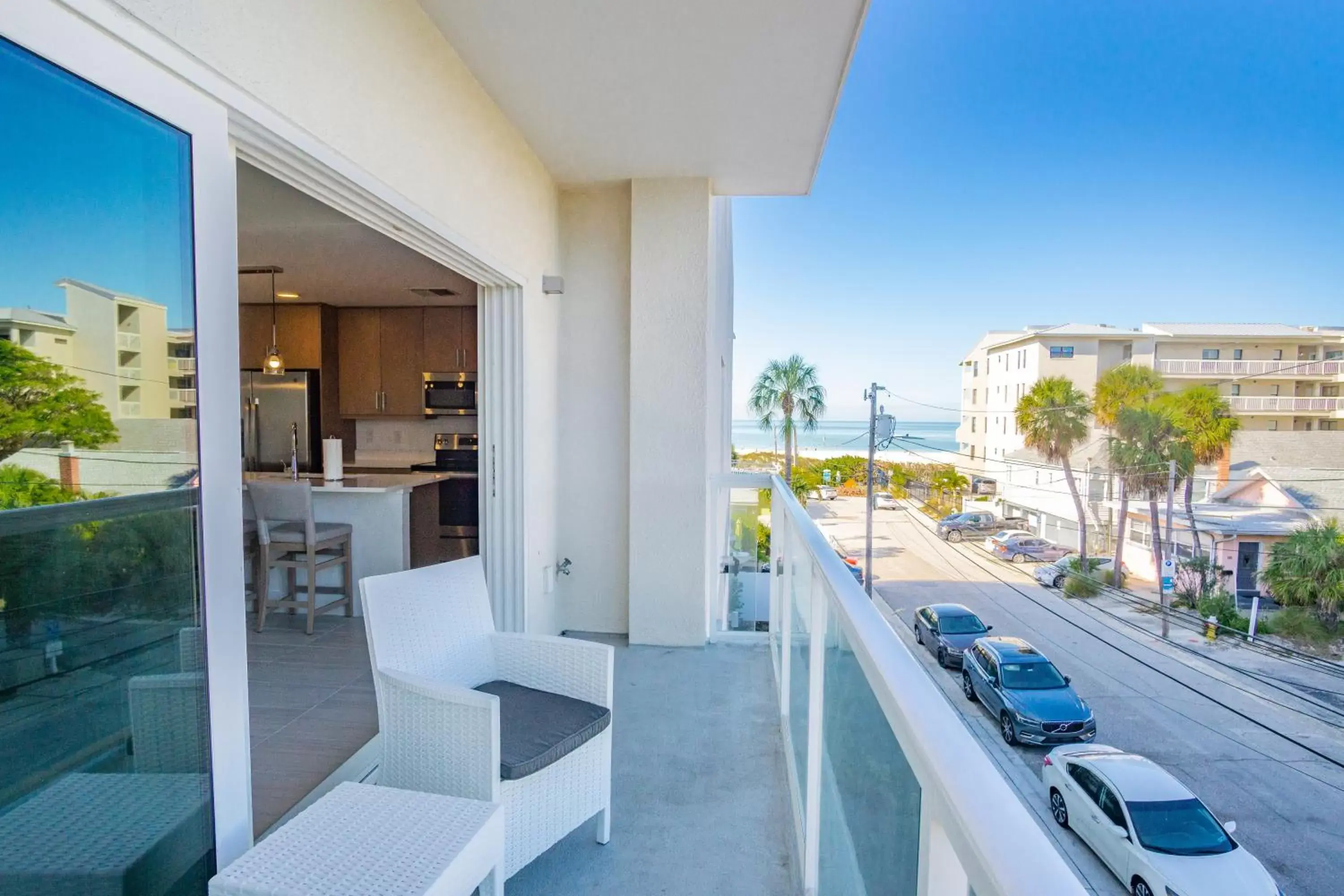 Deluxe 3 Bedroom Suite in The Avalon Club Deluxe 3 Bedroom Suite in The Avalon Club