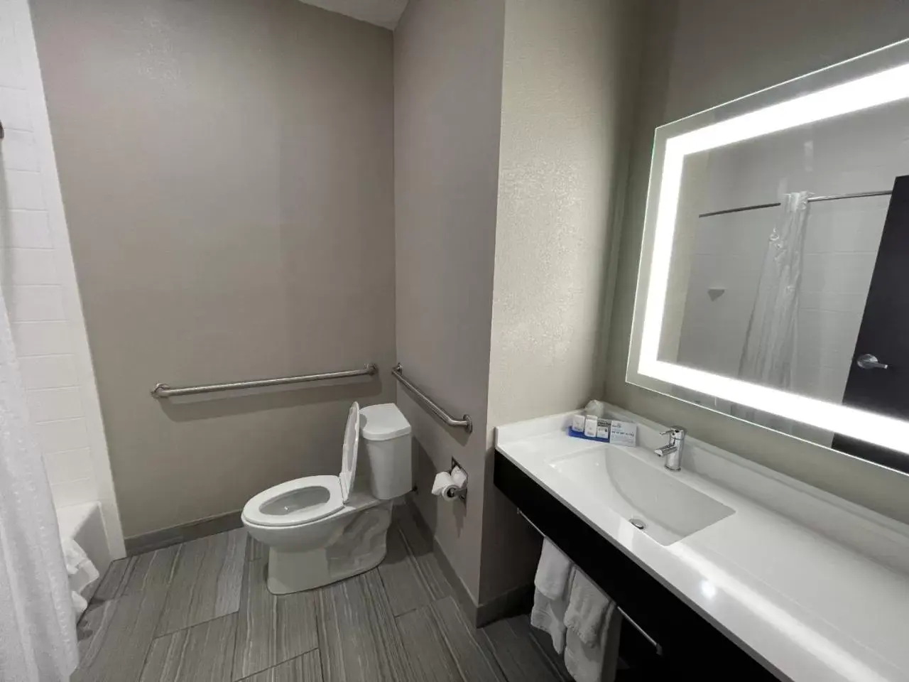 Bathroom in Holiday Inn Express Hotel and Suites Ada, an IHG Hotel