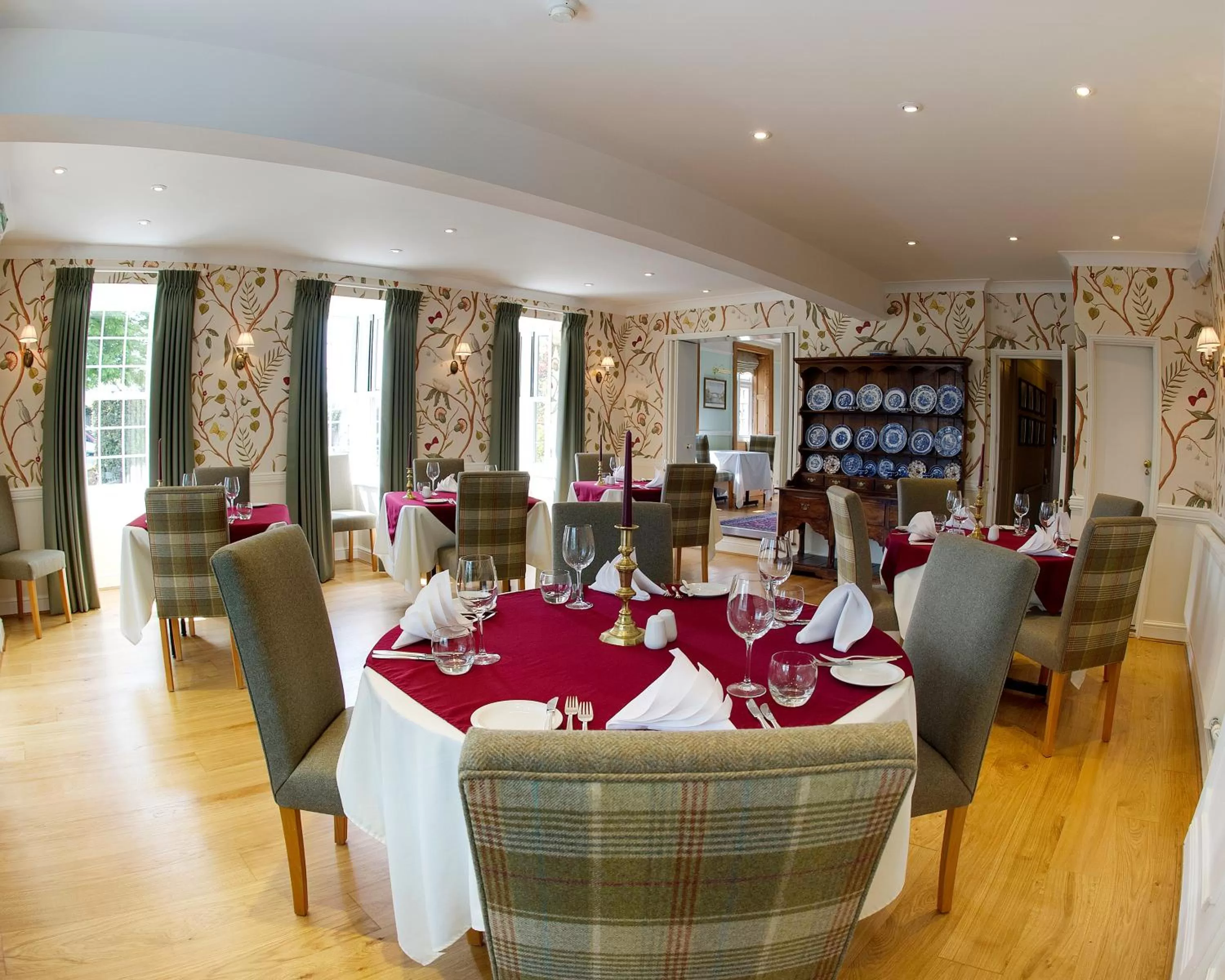 Restaurant/places to eat in Sherbourne House