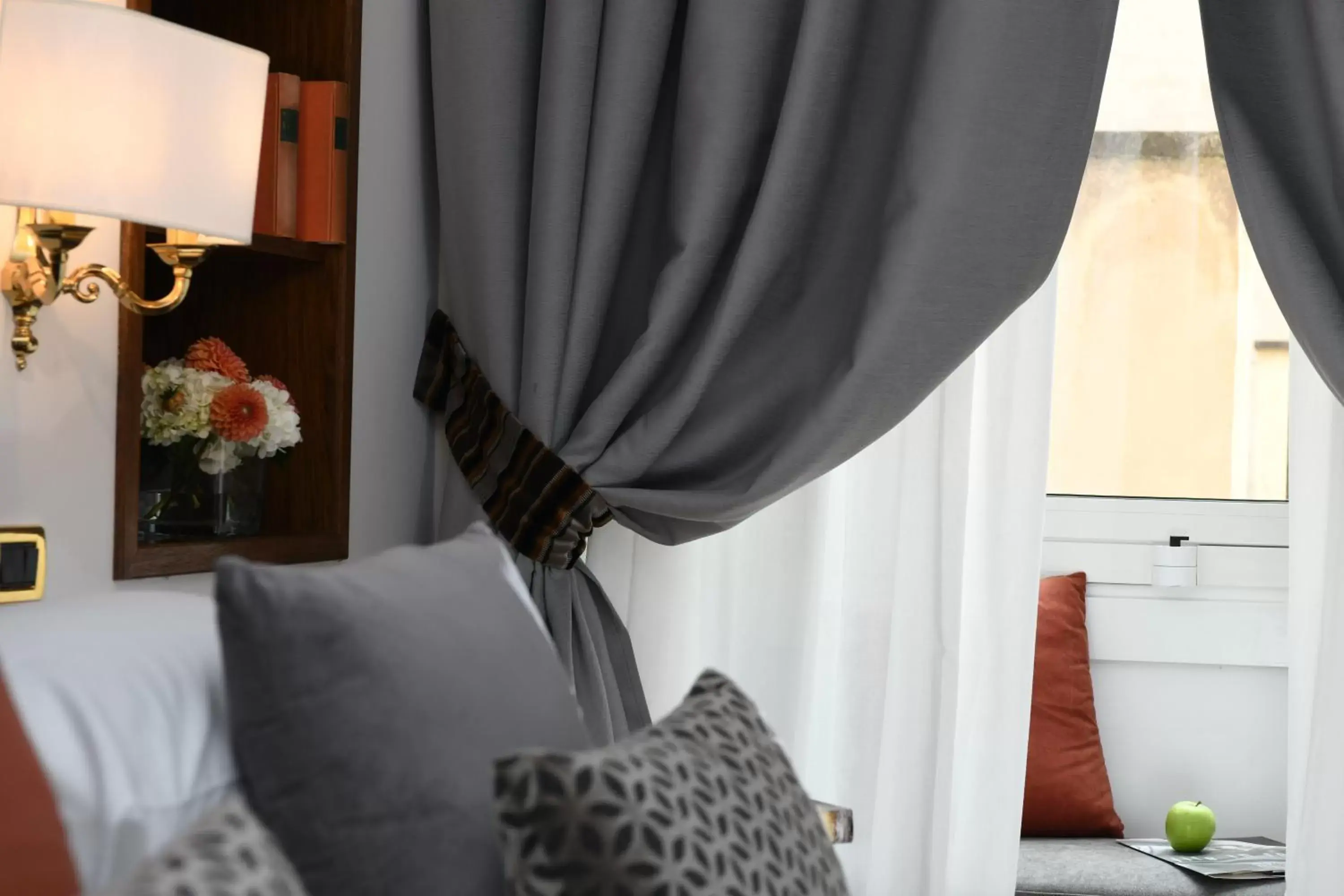 Bed in Bettoja Hotel Massimo d'Azeglio Bed in Bettoja Hotel Massimo d'Azeglio