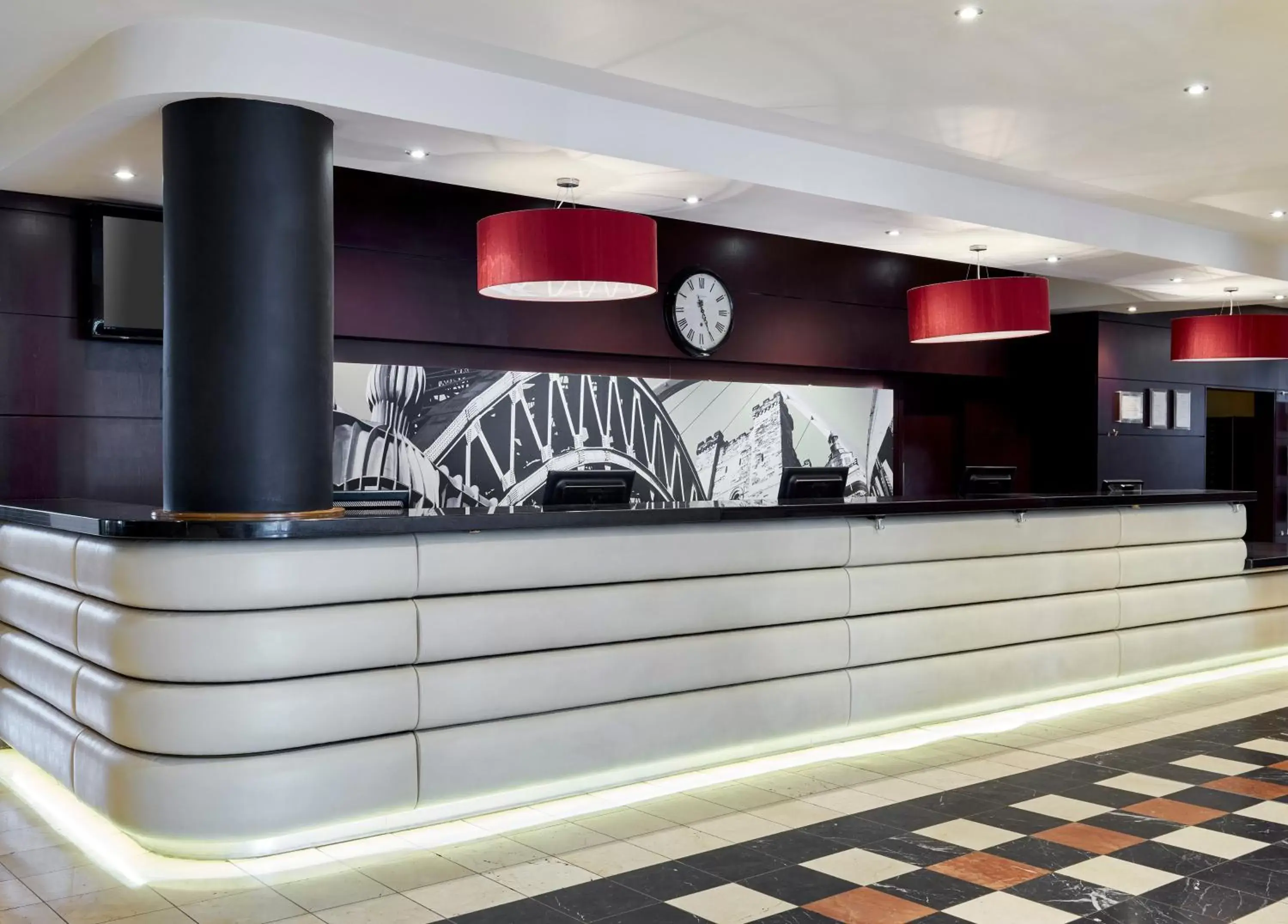 Lobby or reception, Lobby/Reception in Leonardo Hotel Newcastle - Formerly Jurys Inn