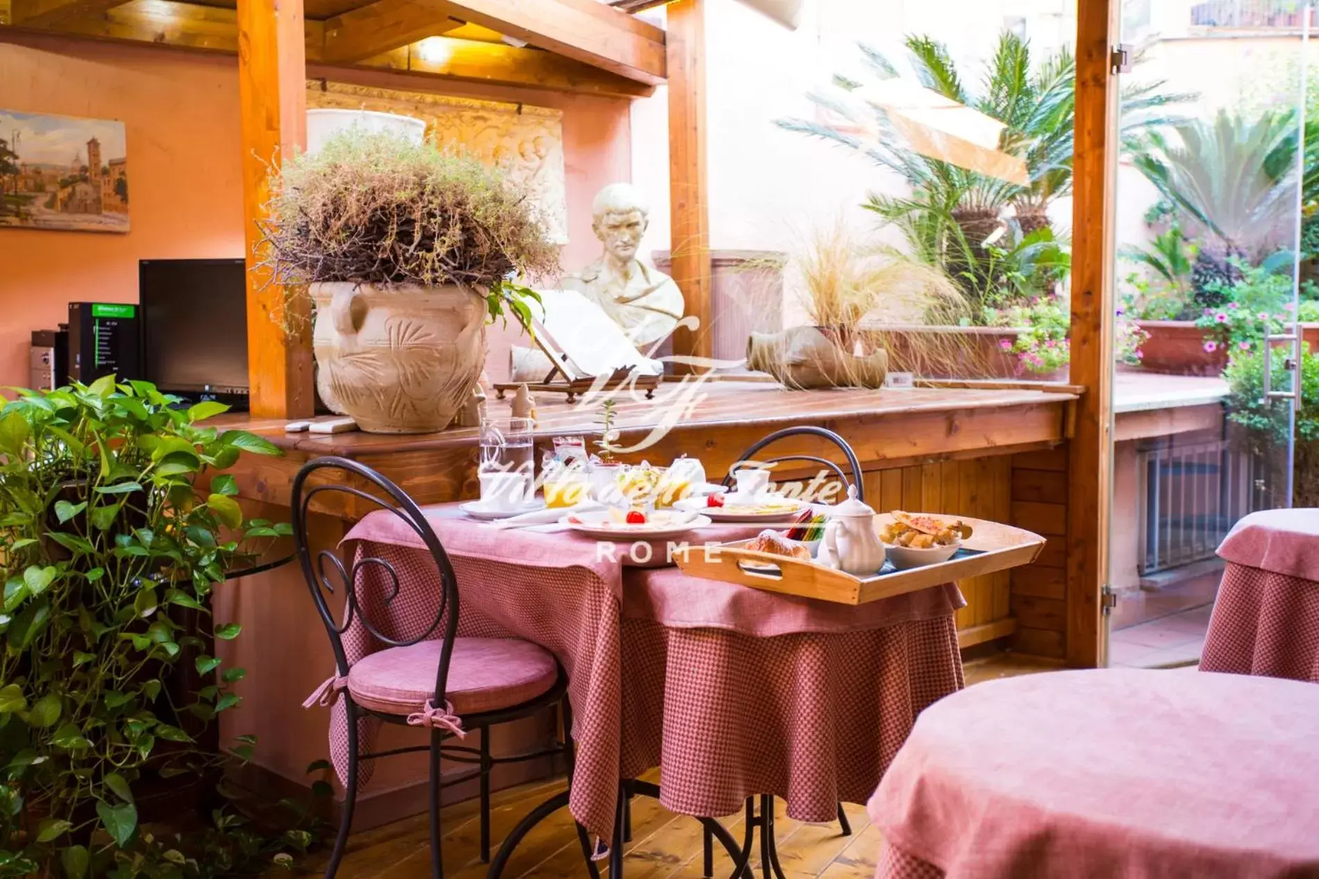 Restaurant/Places to Eat in Villa della Fonte