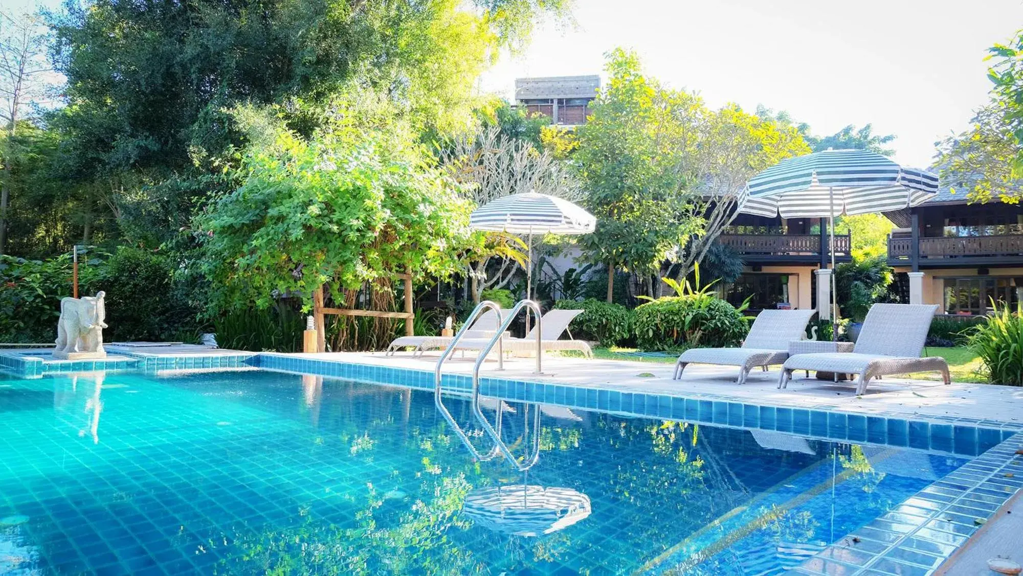 Swimming Pool in Pai River Corner