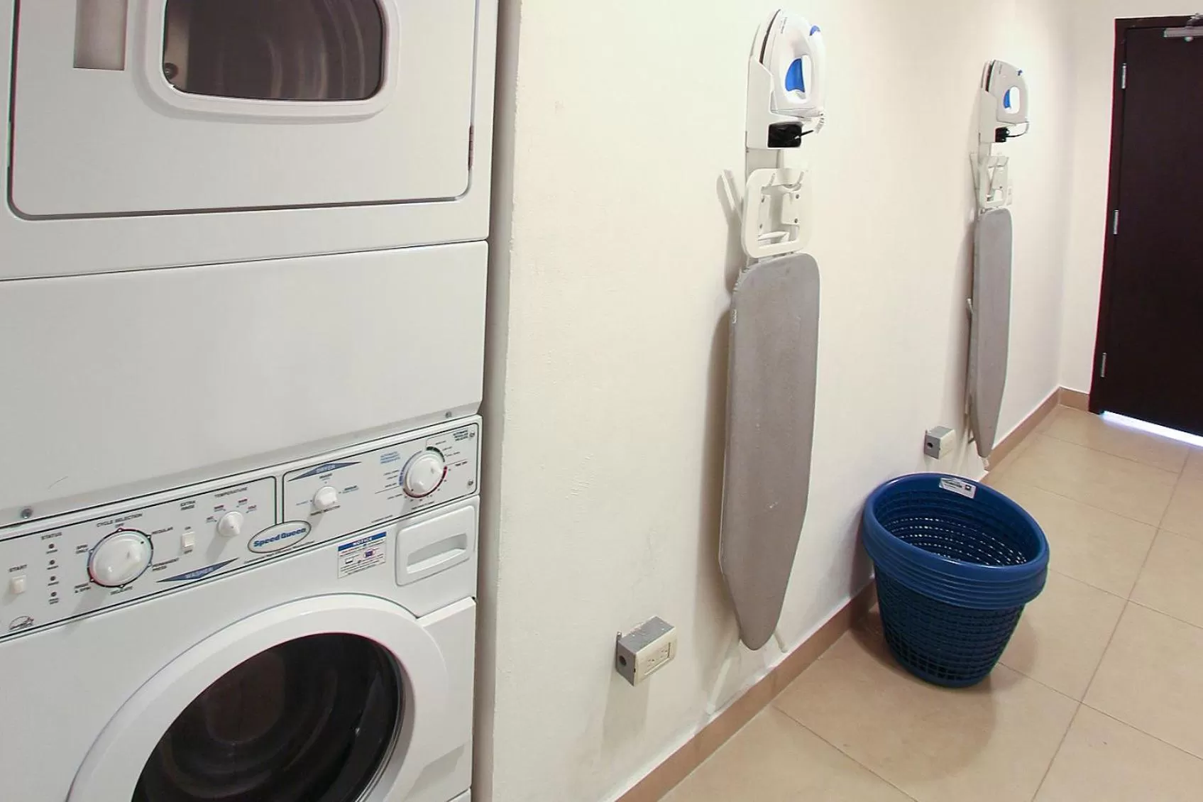 laundry in One Culiacan Forum