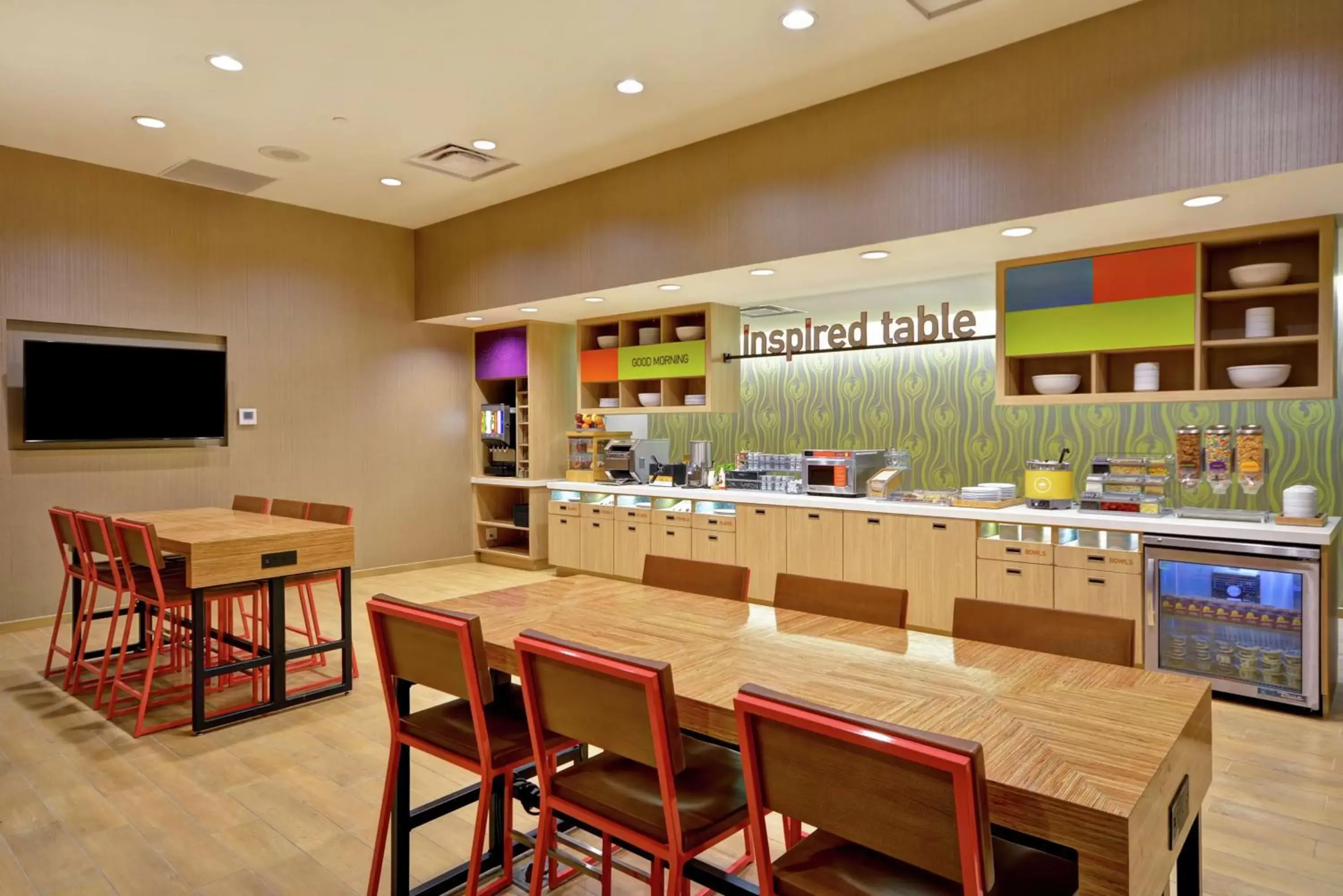 Coffee/tea facilities, Restaurant/Places to Eat in Home2 Suites At The Galleria
