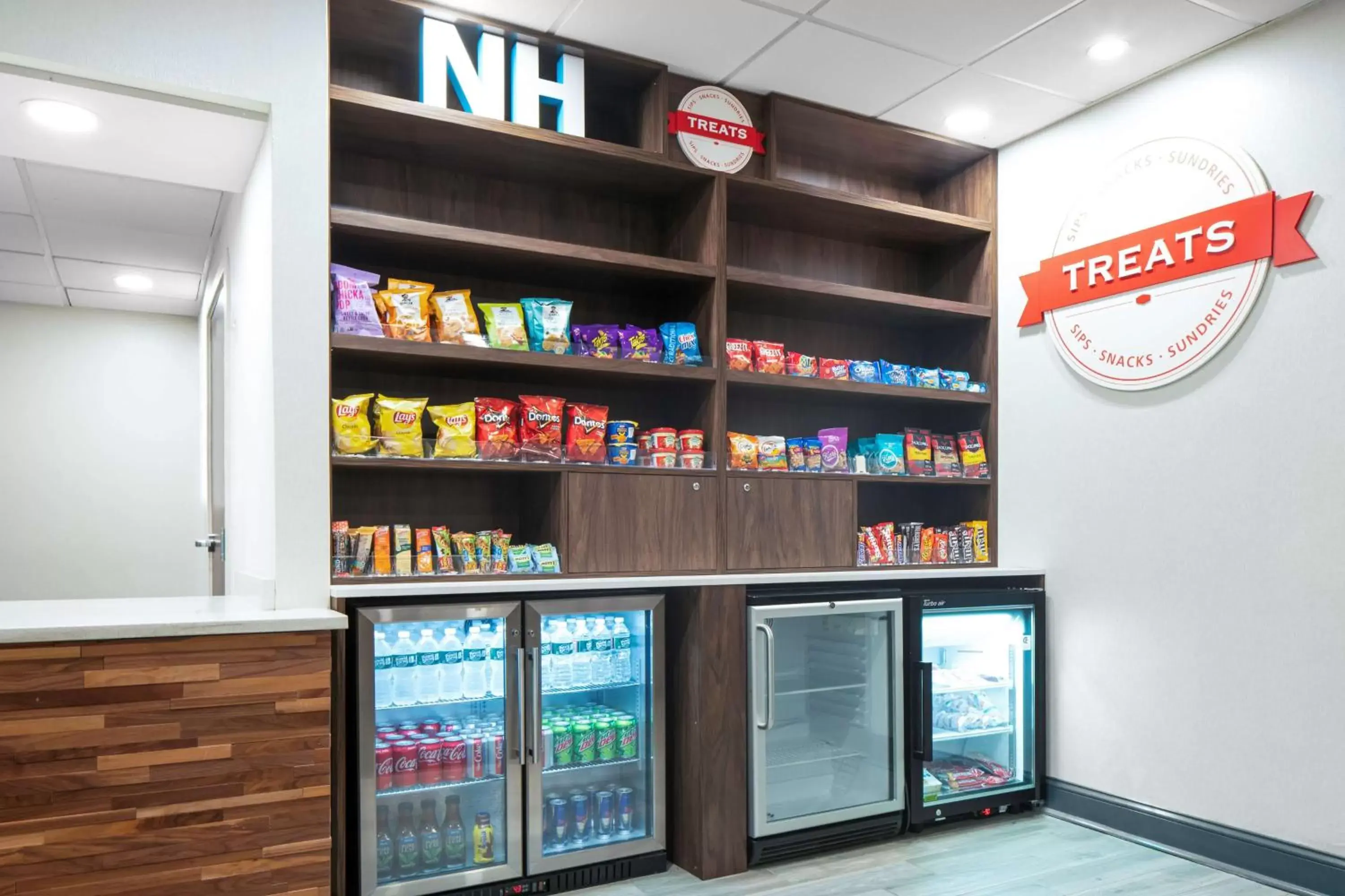 Restaurant/places to eat in Hampton Inn by Hilton Concord/Bow Restaurant/places to eat in Hampton Inn by Hilton Concord/Bow