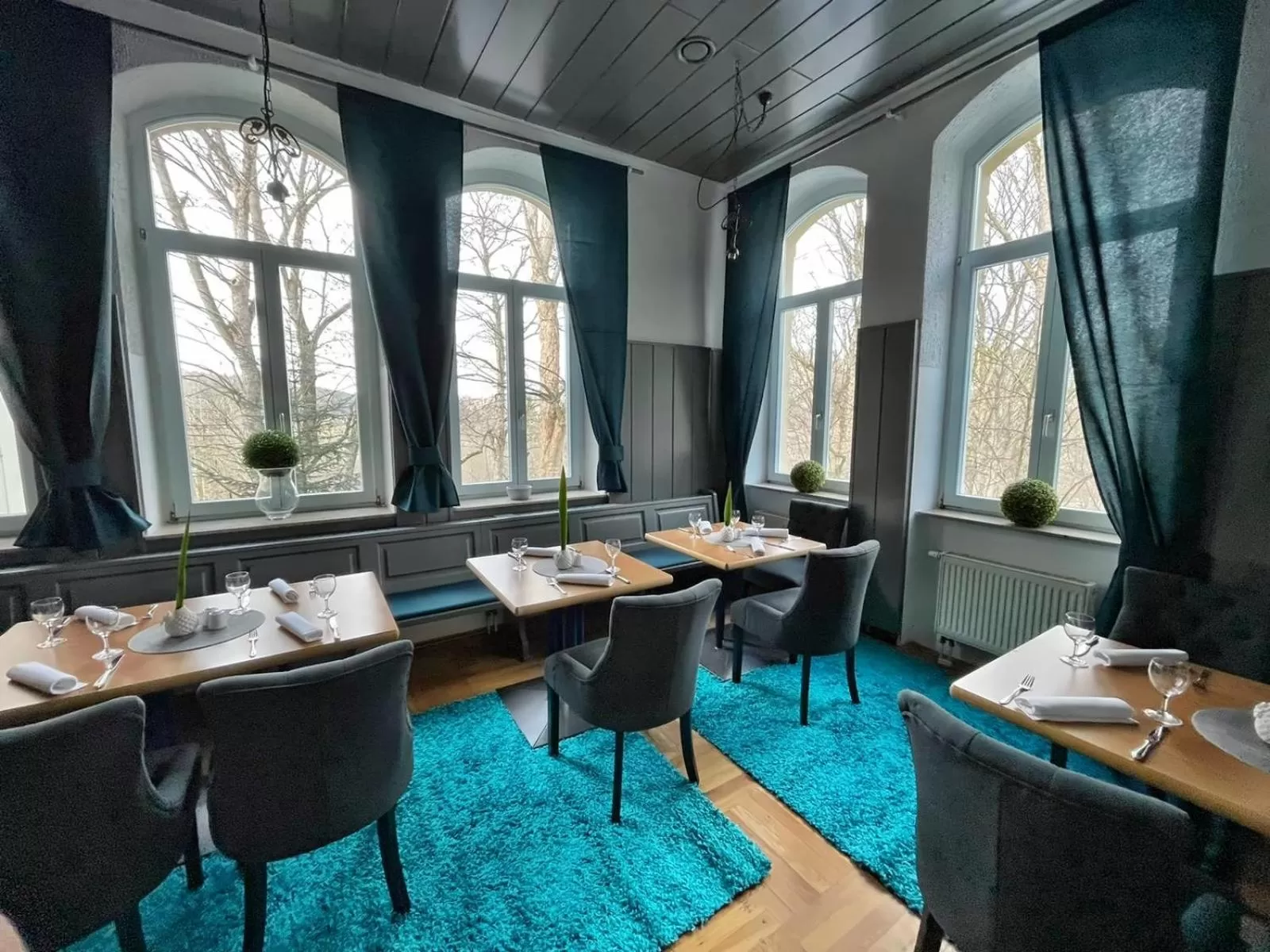 Restaurant/places to eat in Parkhotel Waldschlösschen