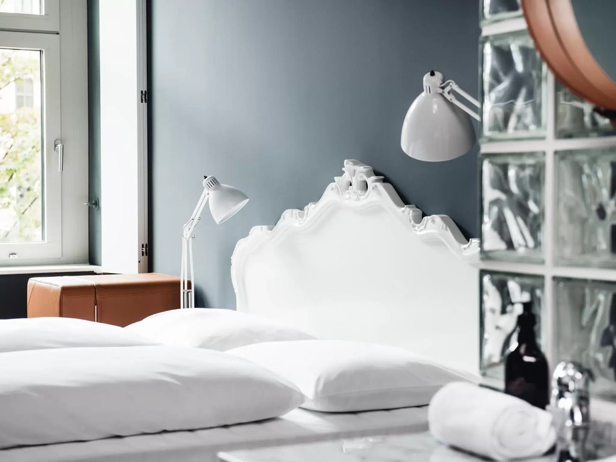 Decorative detail, Bed in Grand Ferdinand Vienna – Your Hotel In The City Center Decorative detail, Bed in Grand Ferdinand Vienna – Your Hotel In The City Center