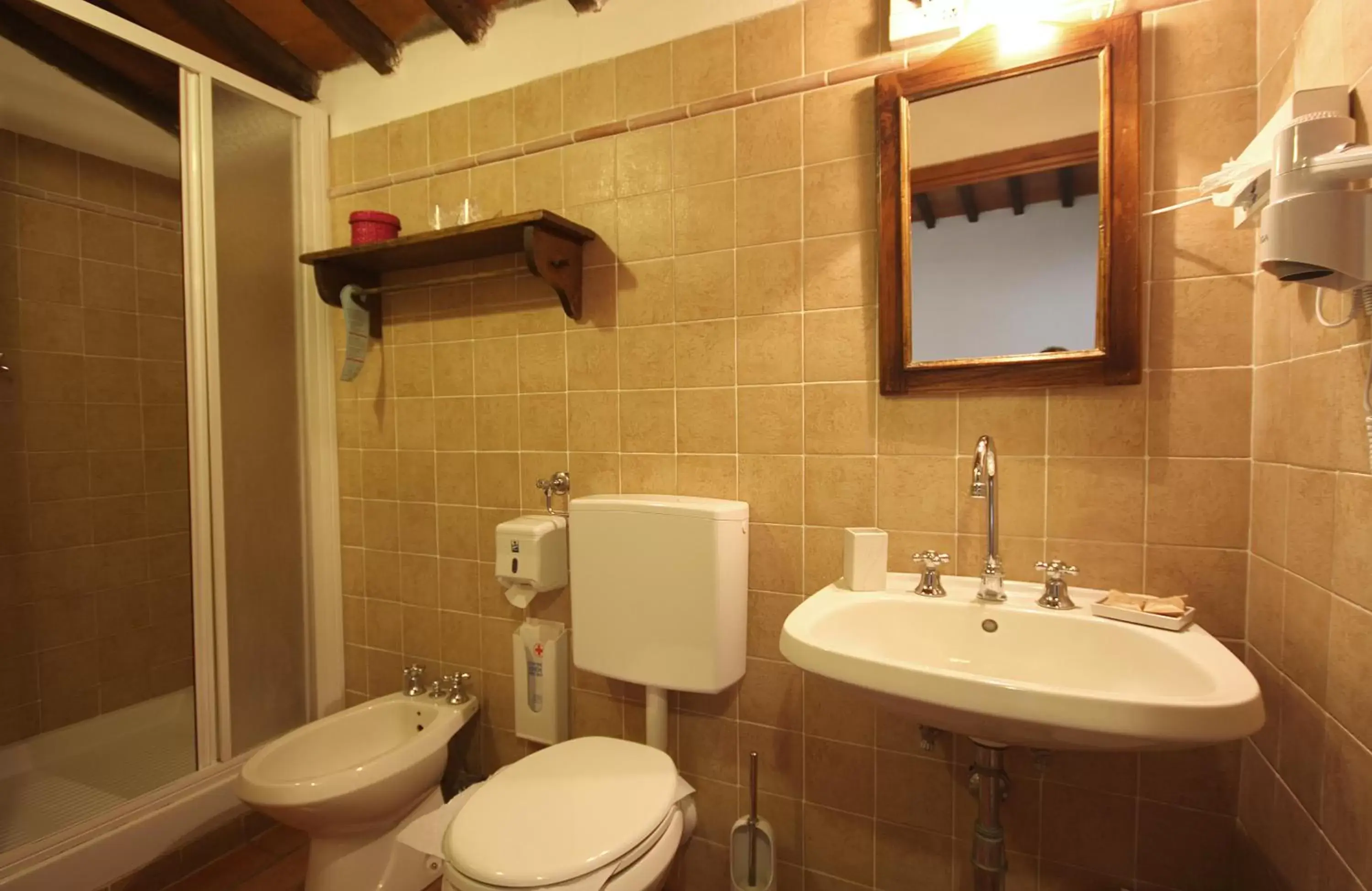 Bathroom in Tenuta Il Burchio