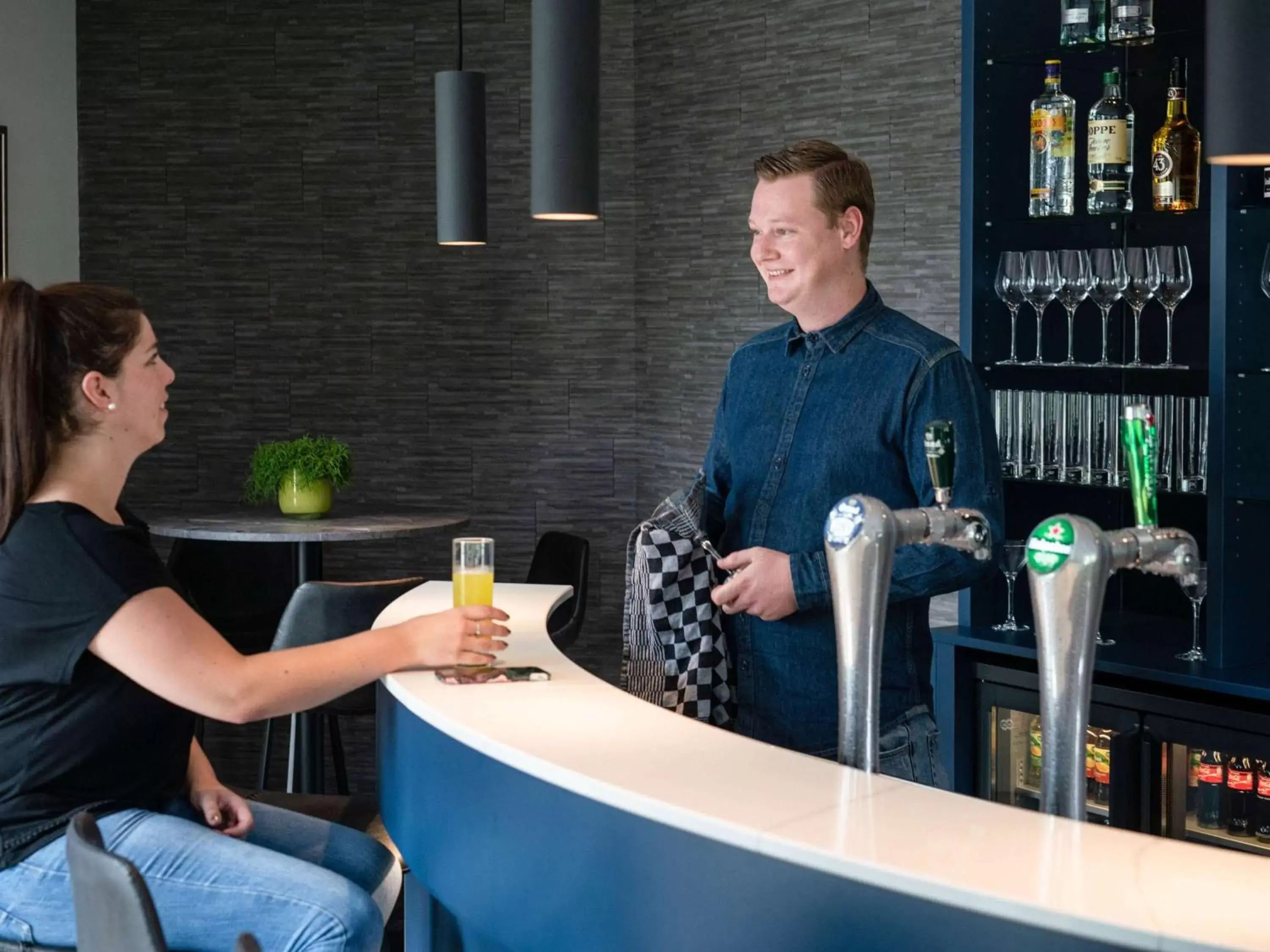 Lounge or bar in ibis Styles Almere