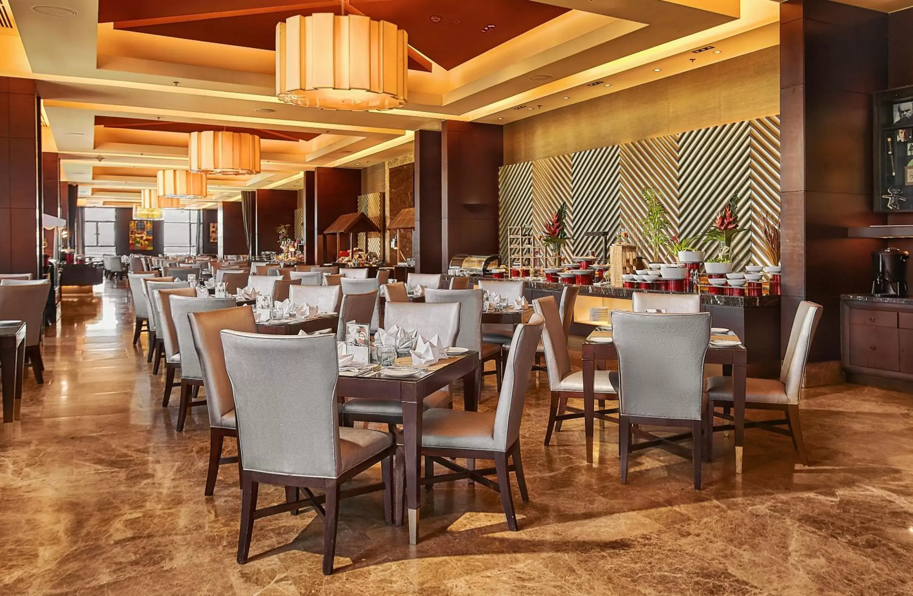 Buffet breakfast, Restaurant/Places to Eat in Crimson Hotel Filinvest City, Manila