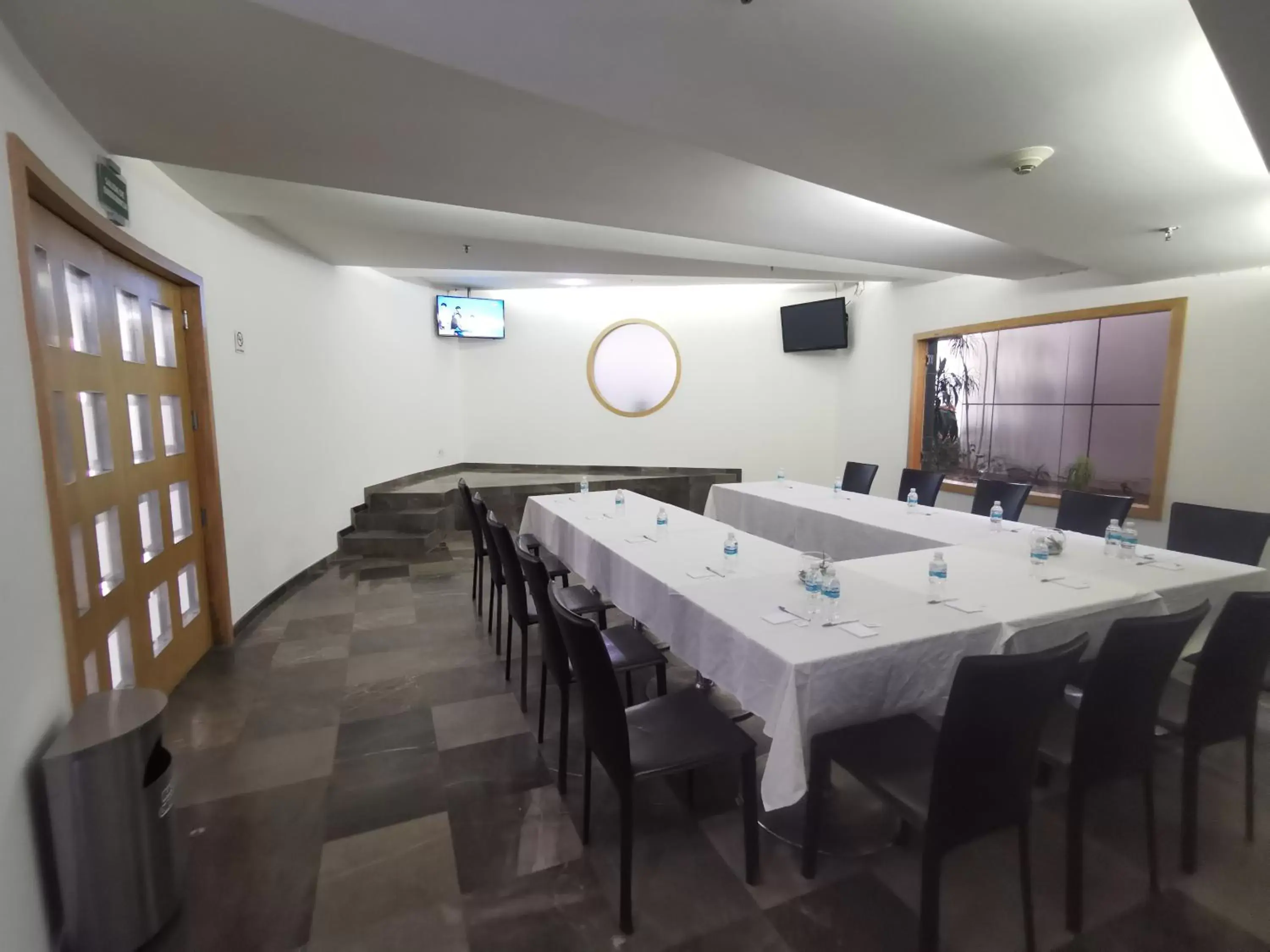 Meeting/conference room in Ramada by Wyndham Mexico City Santa Fe