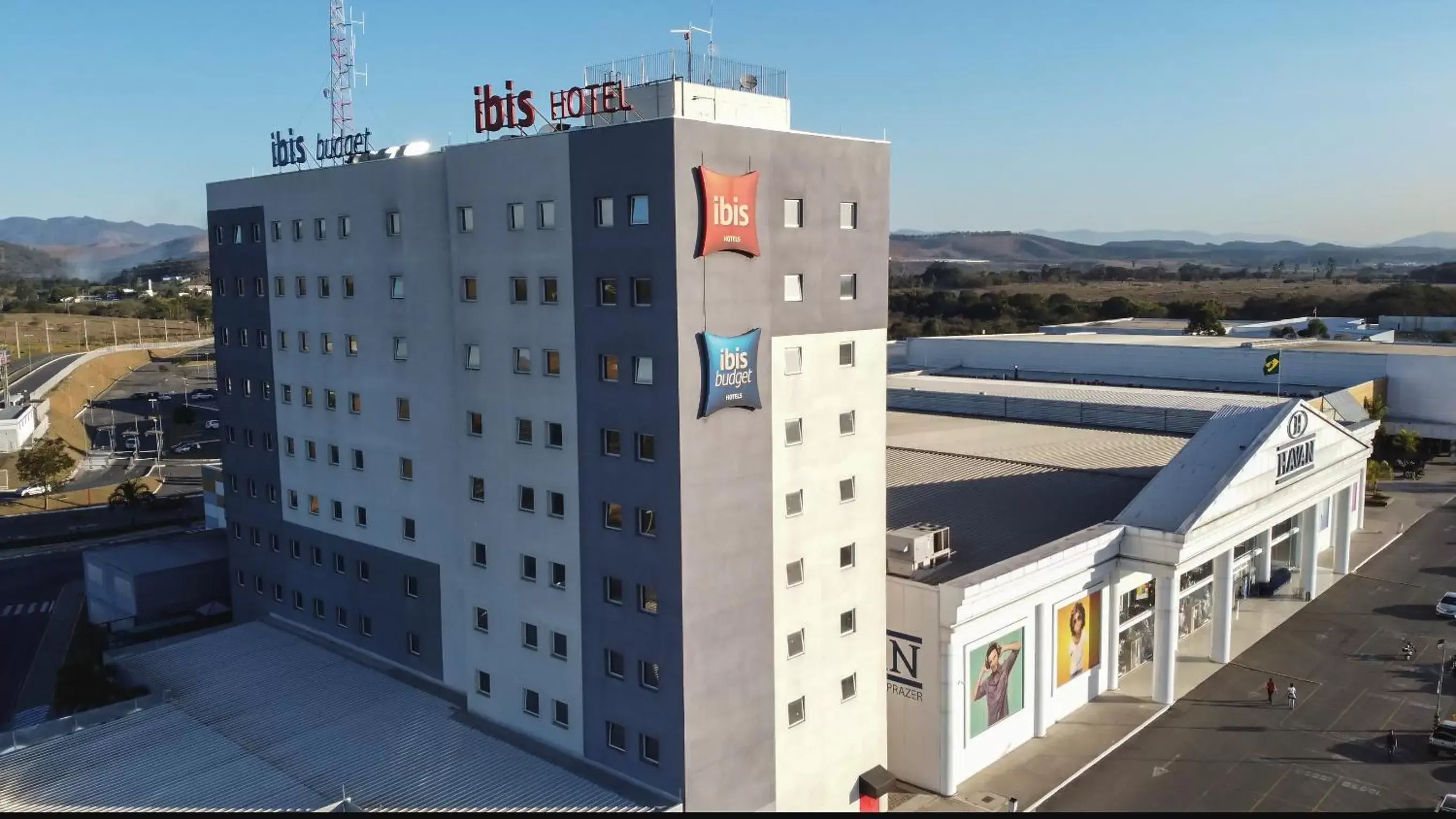 Nearby landmark, Property Building in Ibis Budget Lorena - Circuito da Fé